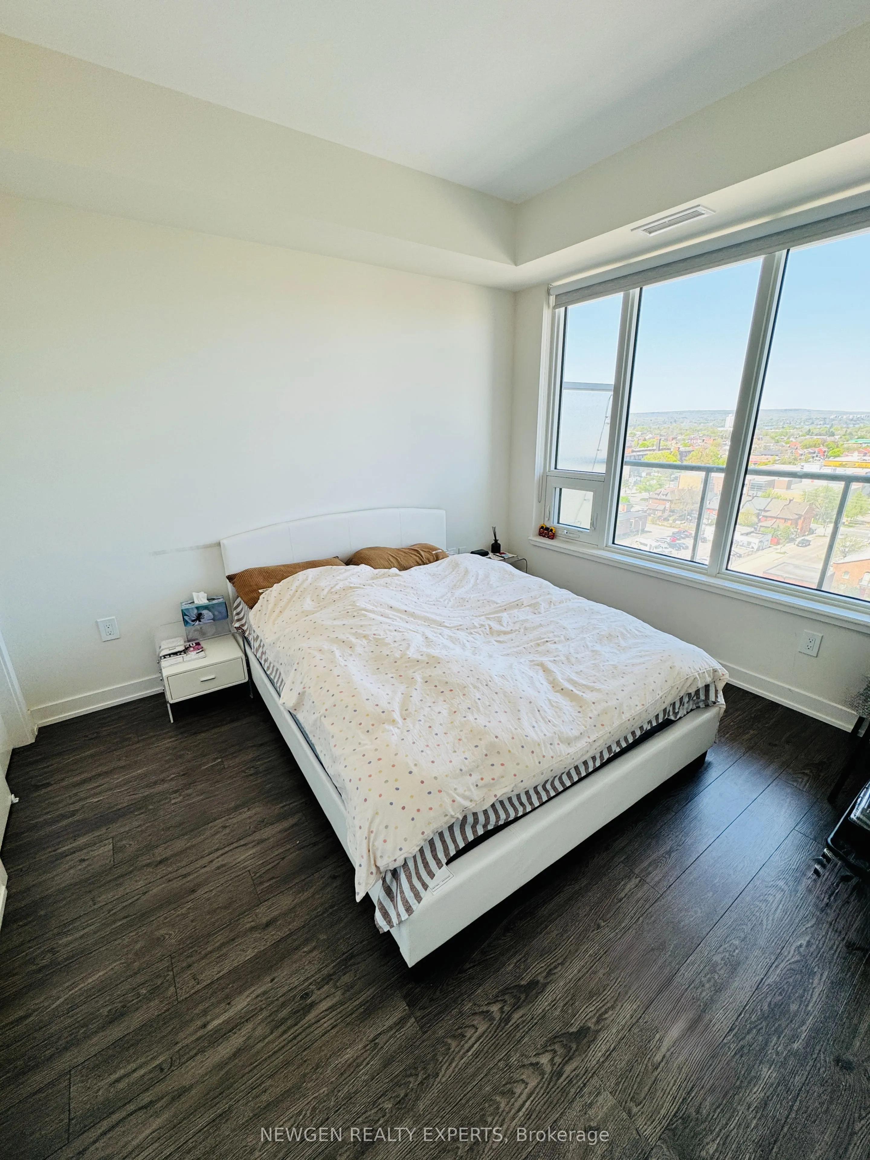 212 King William Street, #1220