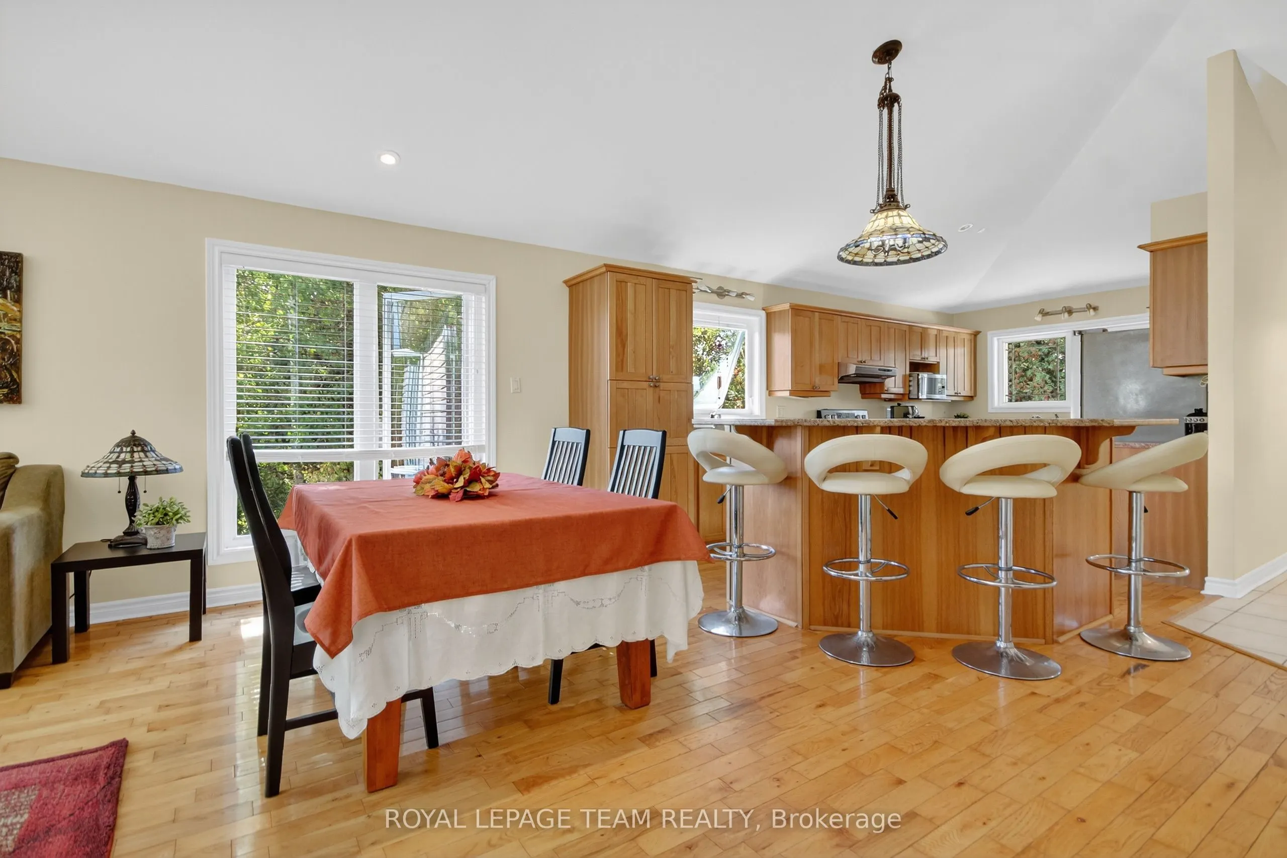 380 Brunton Side Rd, R.R. #3 Side Road