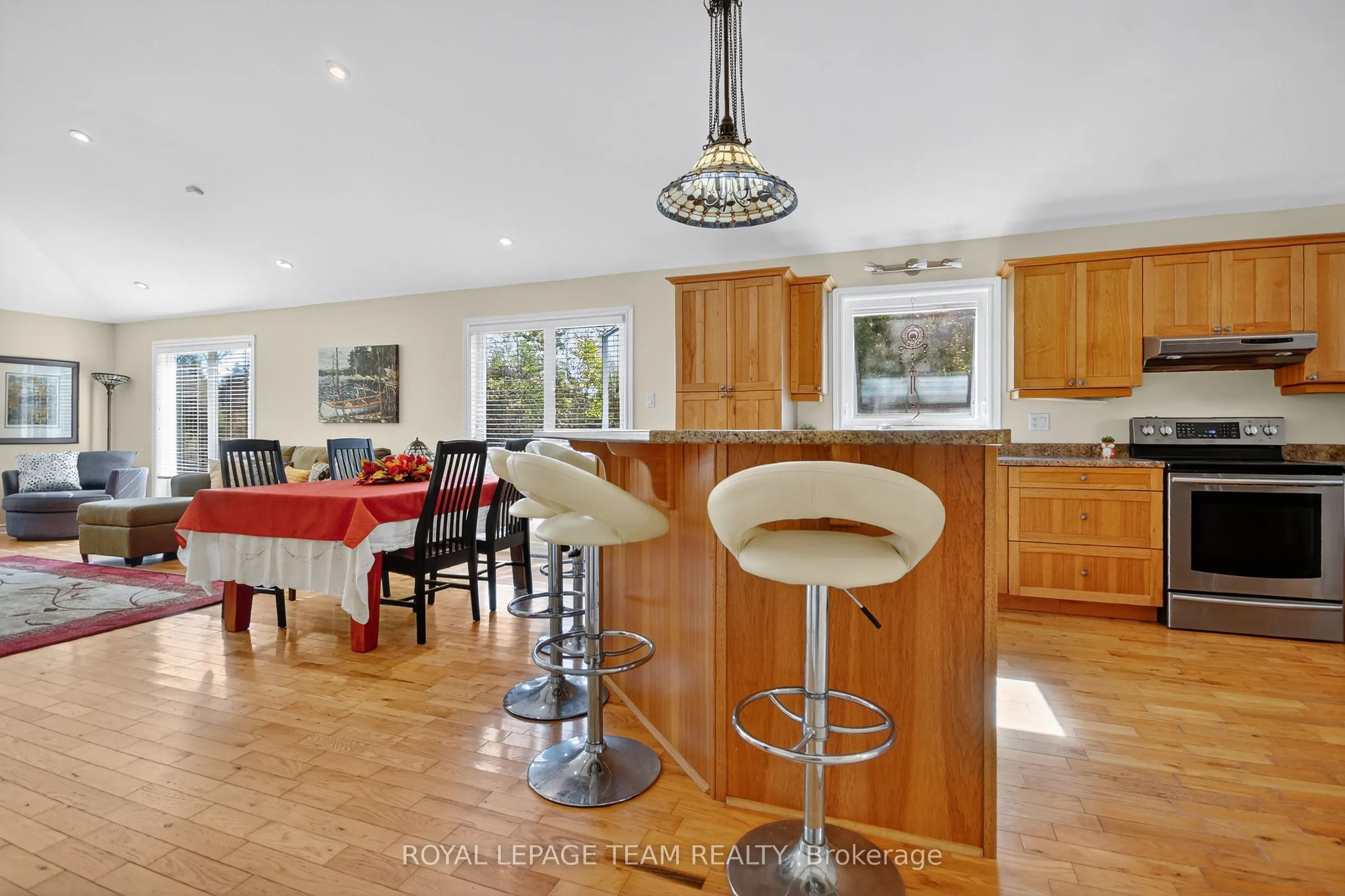 380 Brunton Side Rd, R.R. #3 Side Road