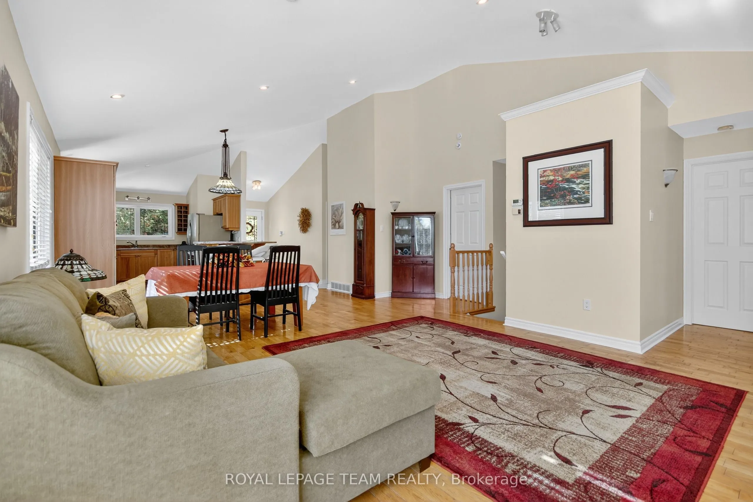 380 Brunton Side Rd, R.R. #3 Side Road