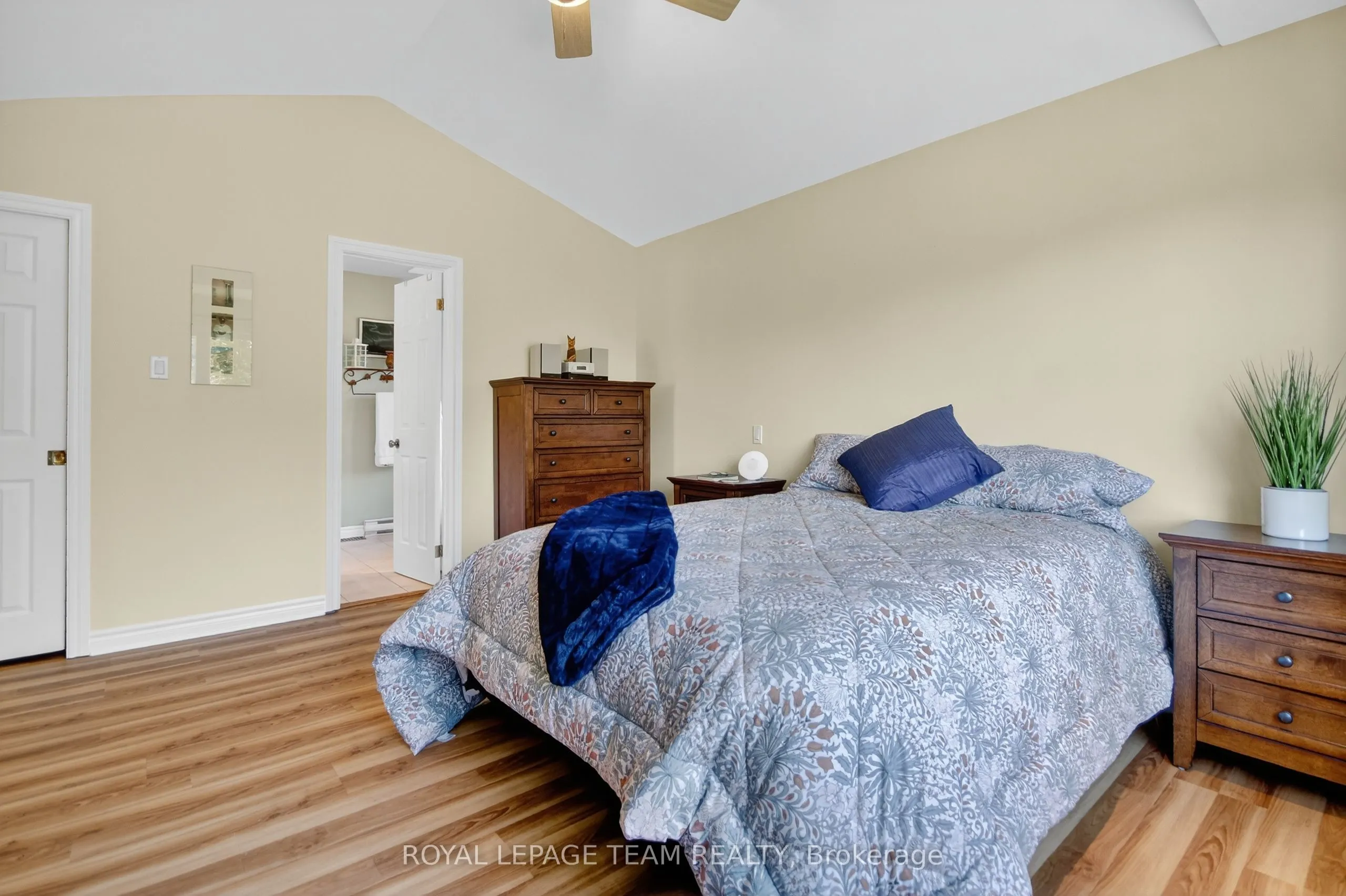 380 Brunton Side Rd, R.R. #3 Side Road