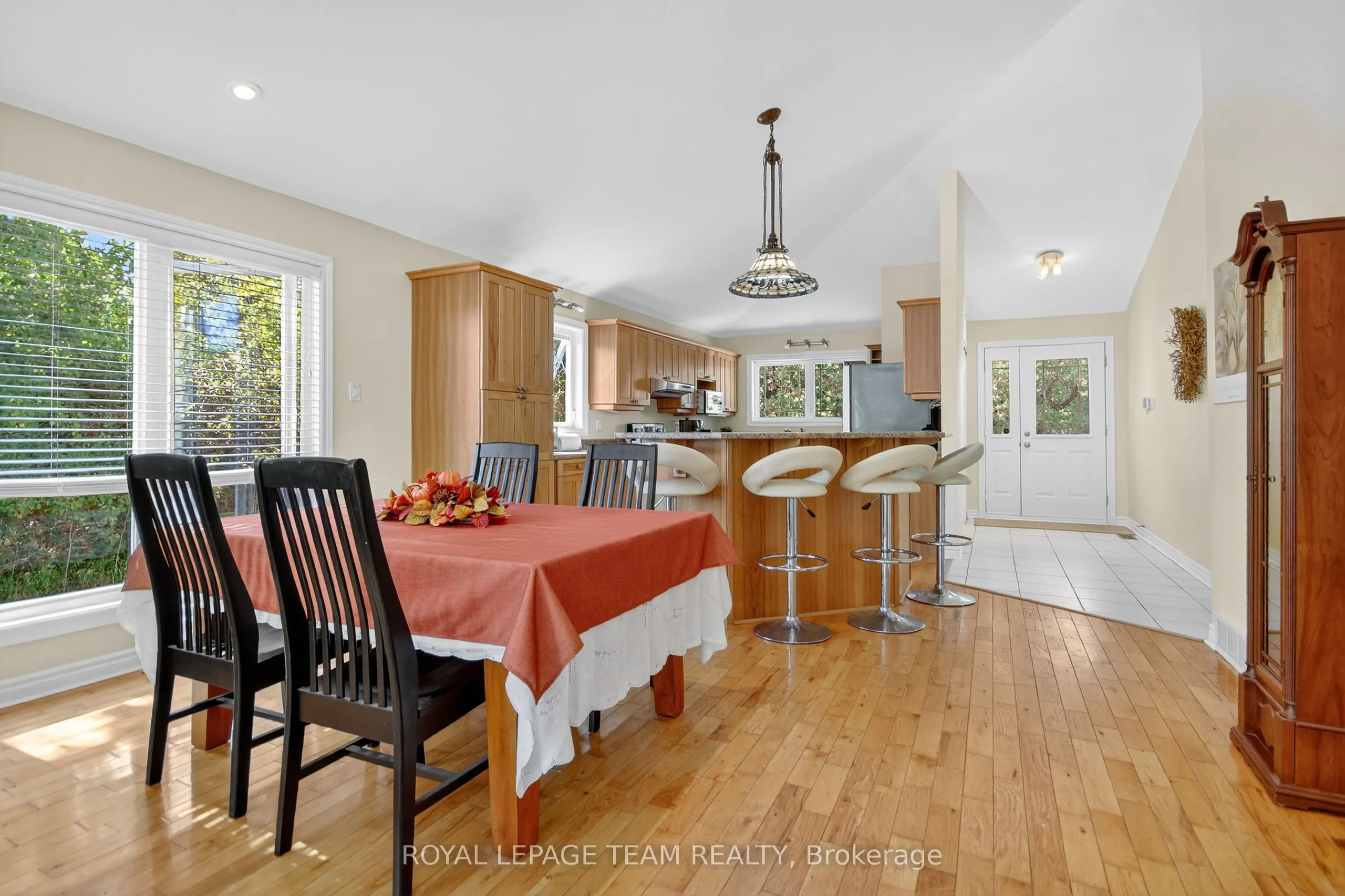 380 Brunton Side Rd, R.R. #3 Side Road
