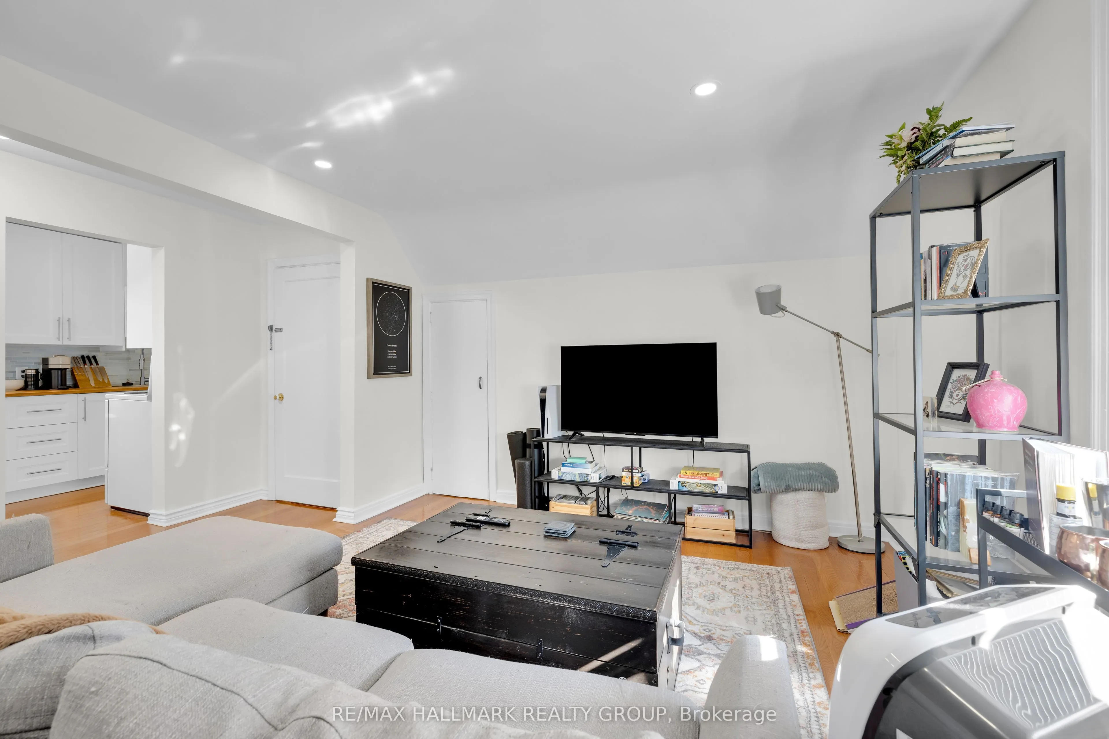 491 Evered Avenue, #2