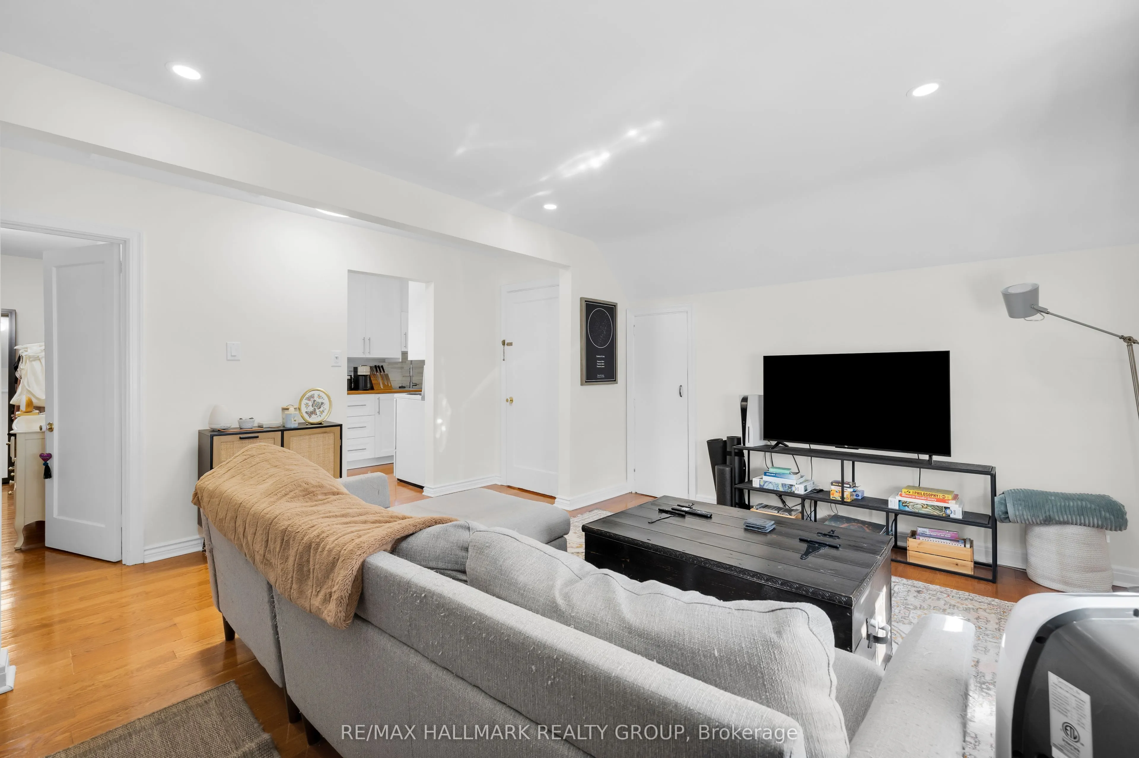 491 Evered Avenue, #2