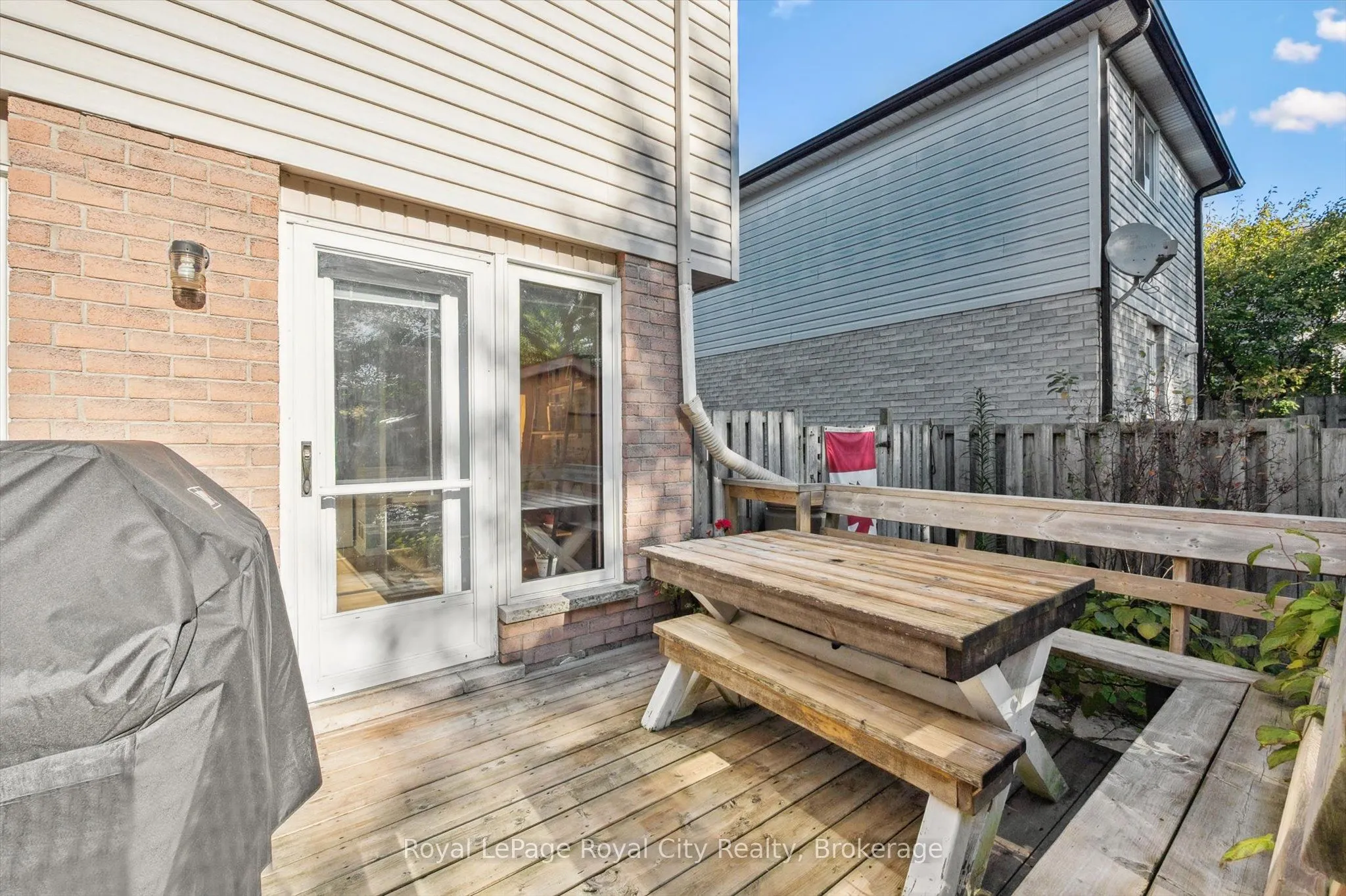 74 Troy Crescent