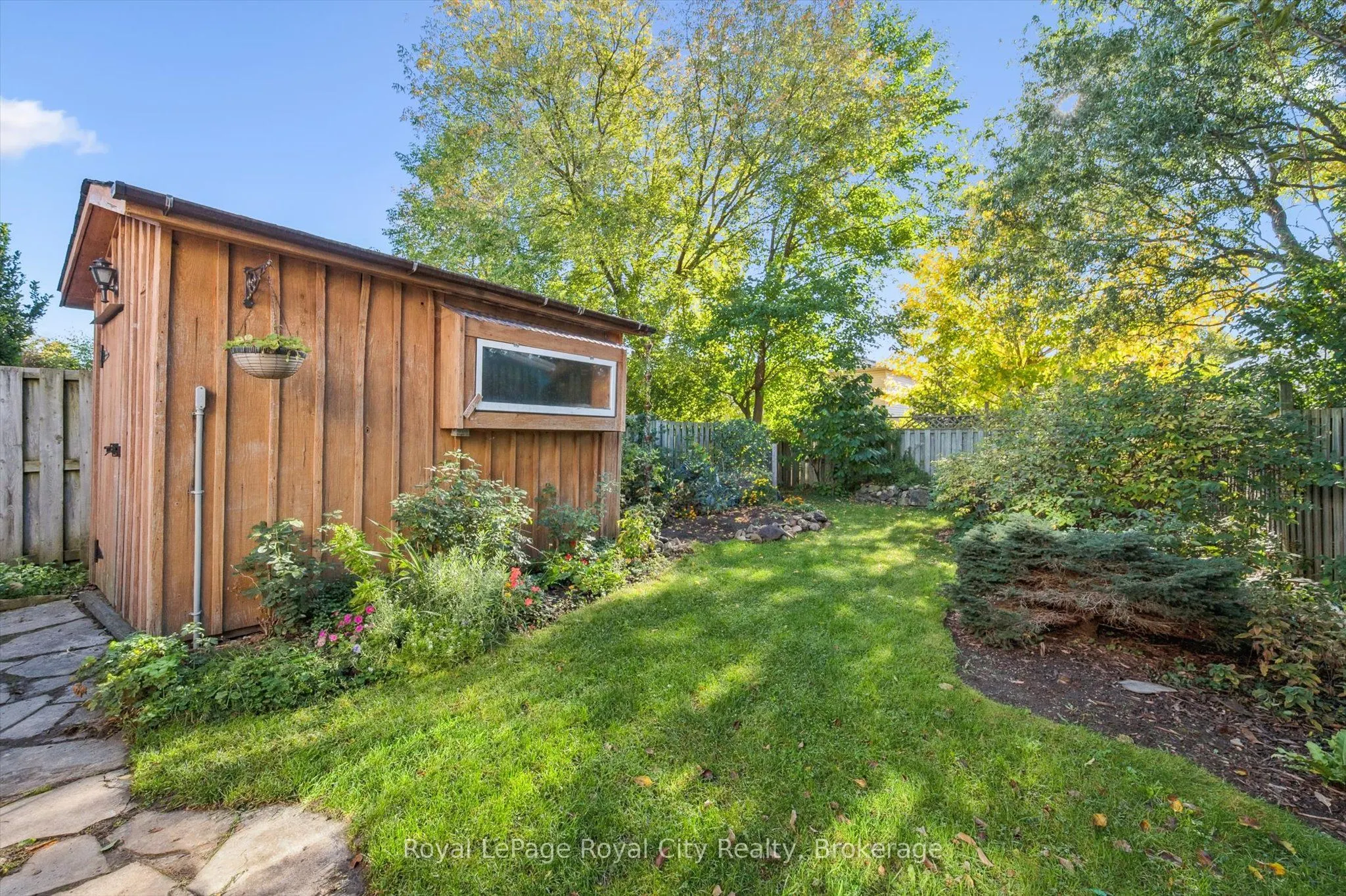 74 Troy Crescent