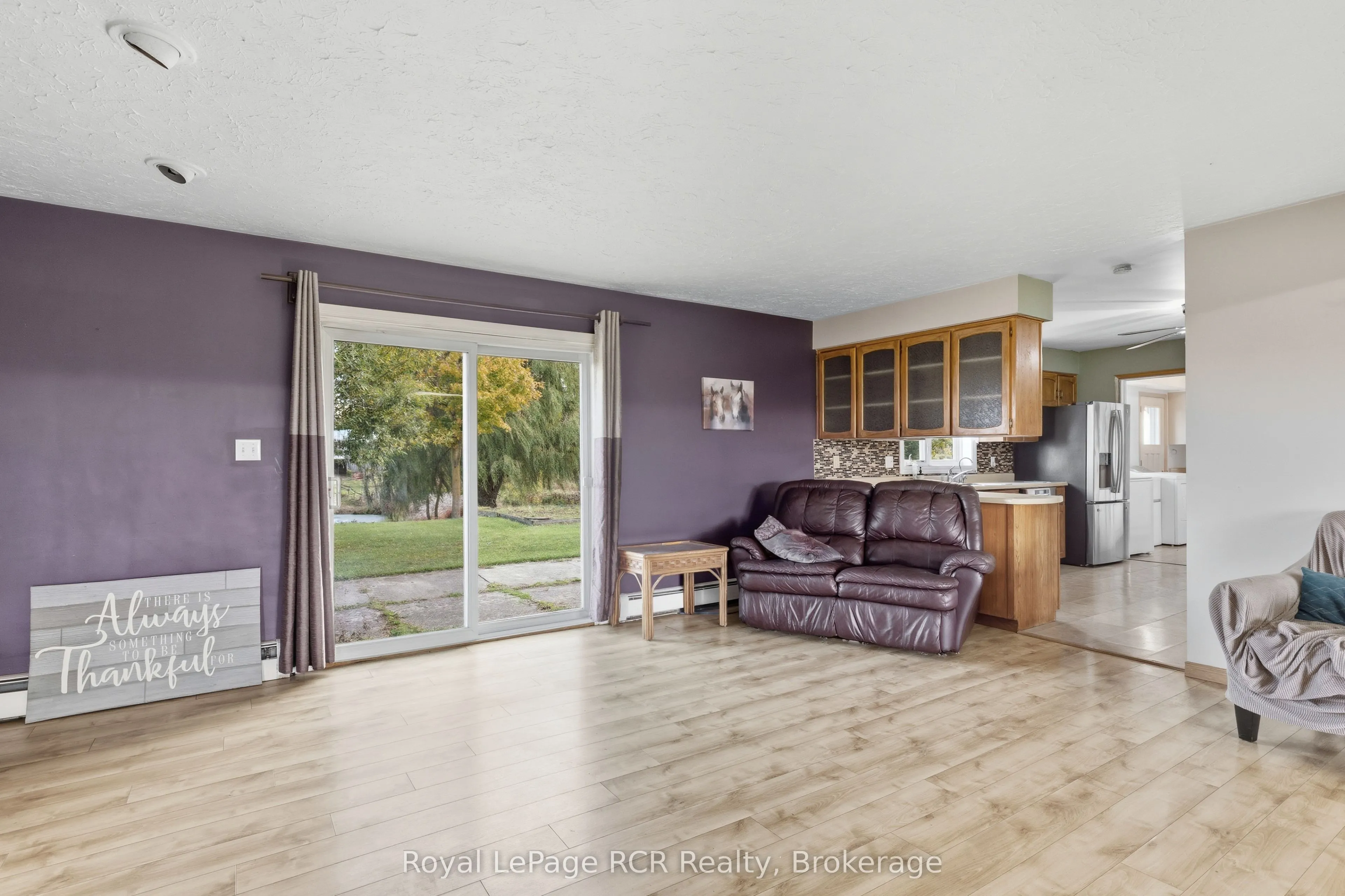 8989 Concession 11