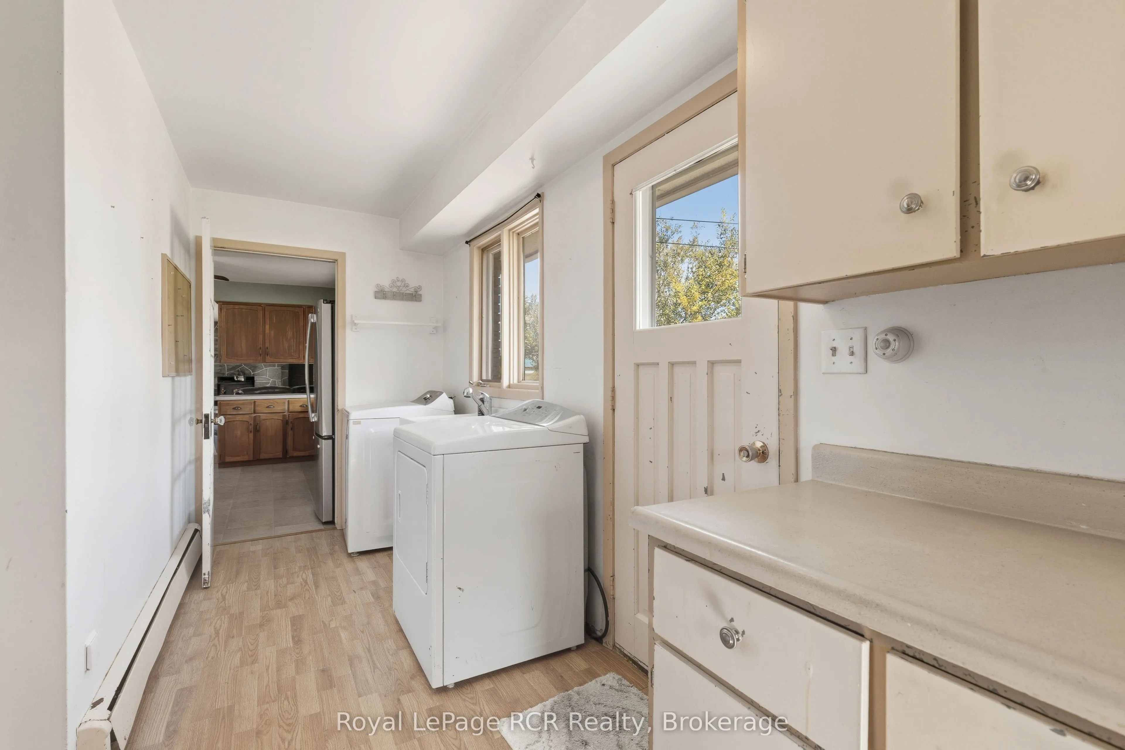 8989 Concession 11