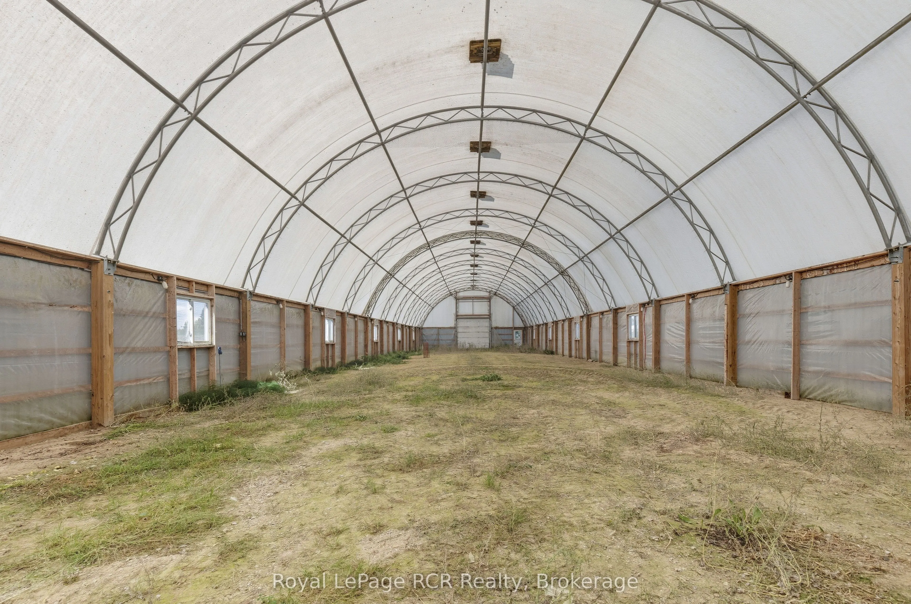 8989 Concession 11