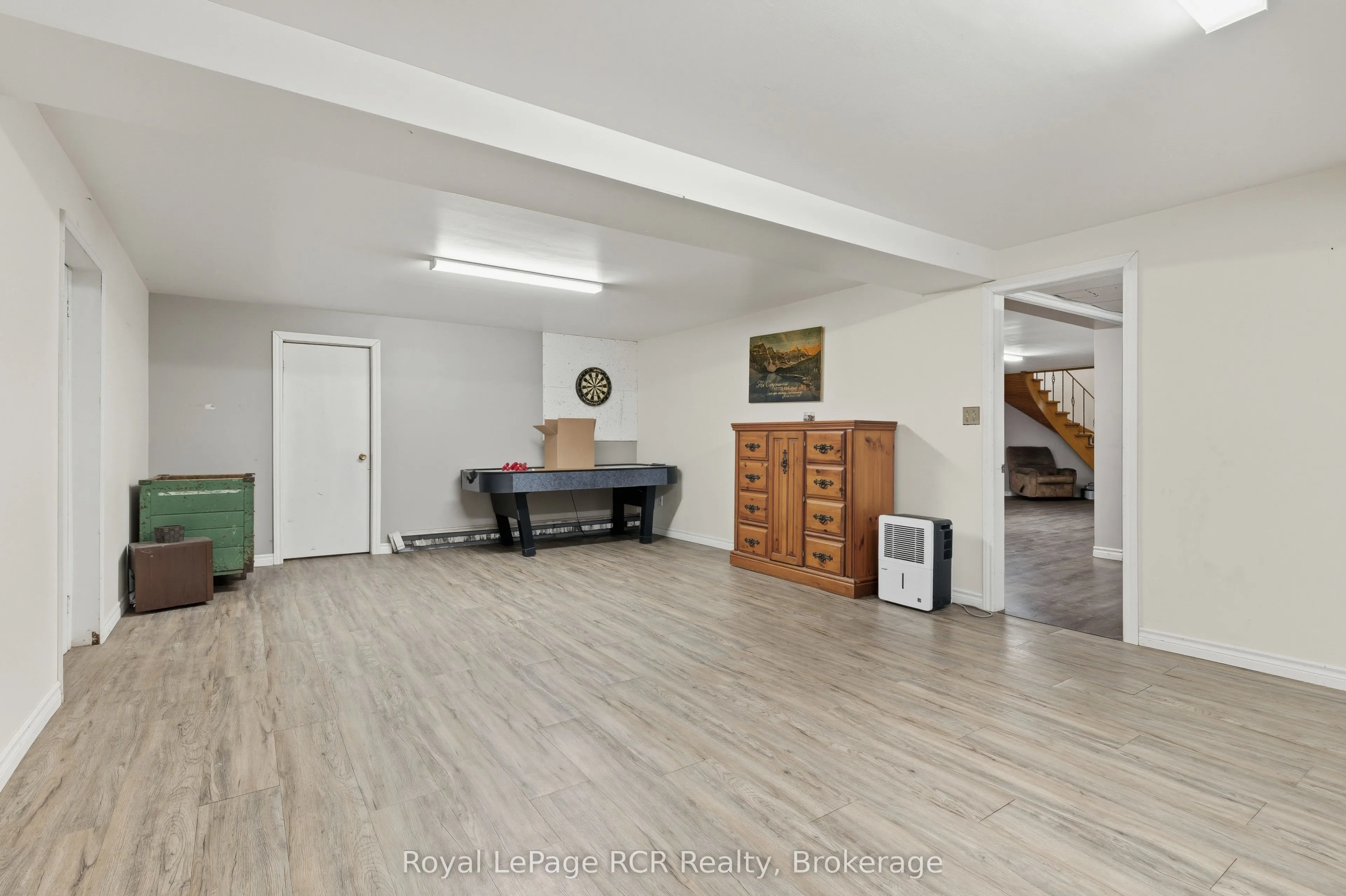 8989 Concession 11