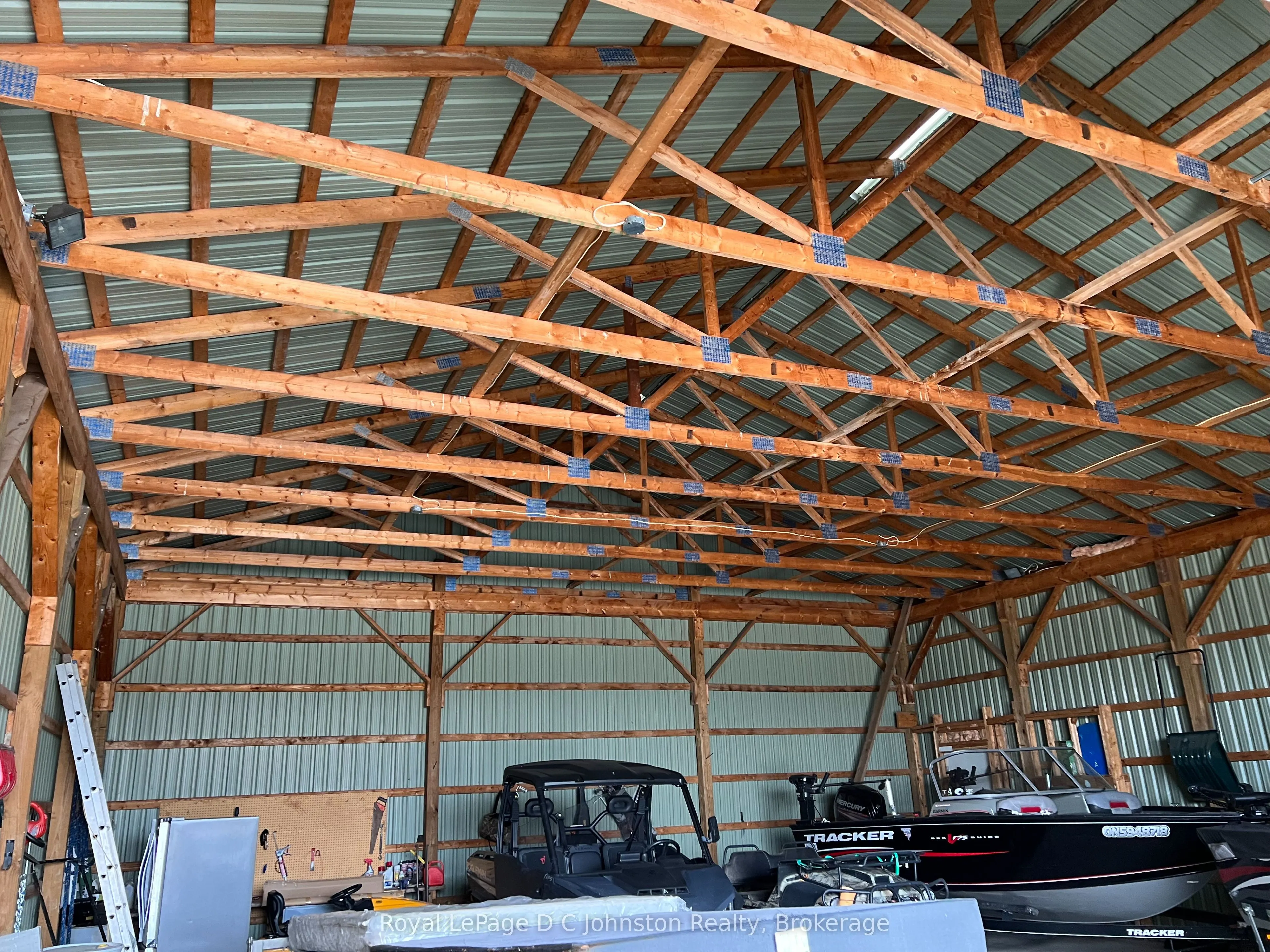 3643 Hwy 21