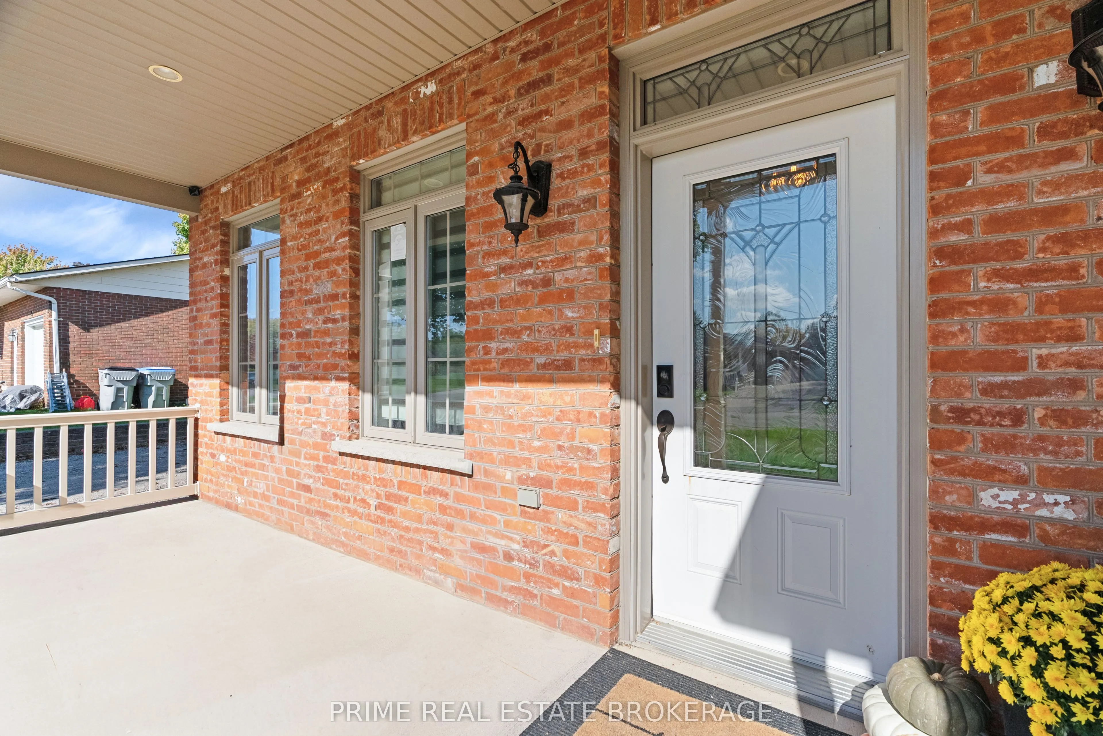 70 Brantford Street