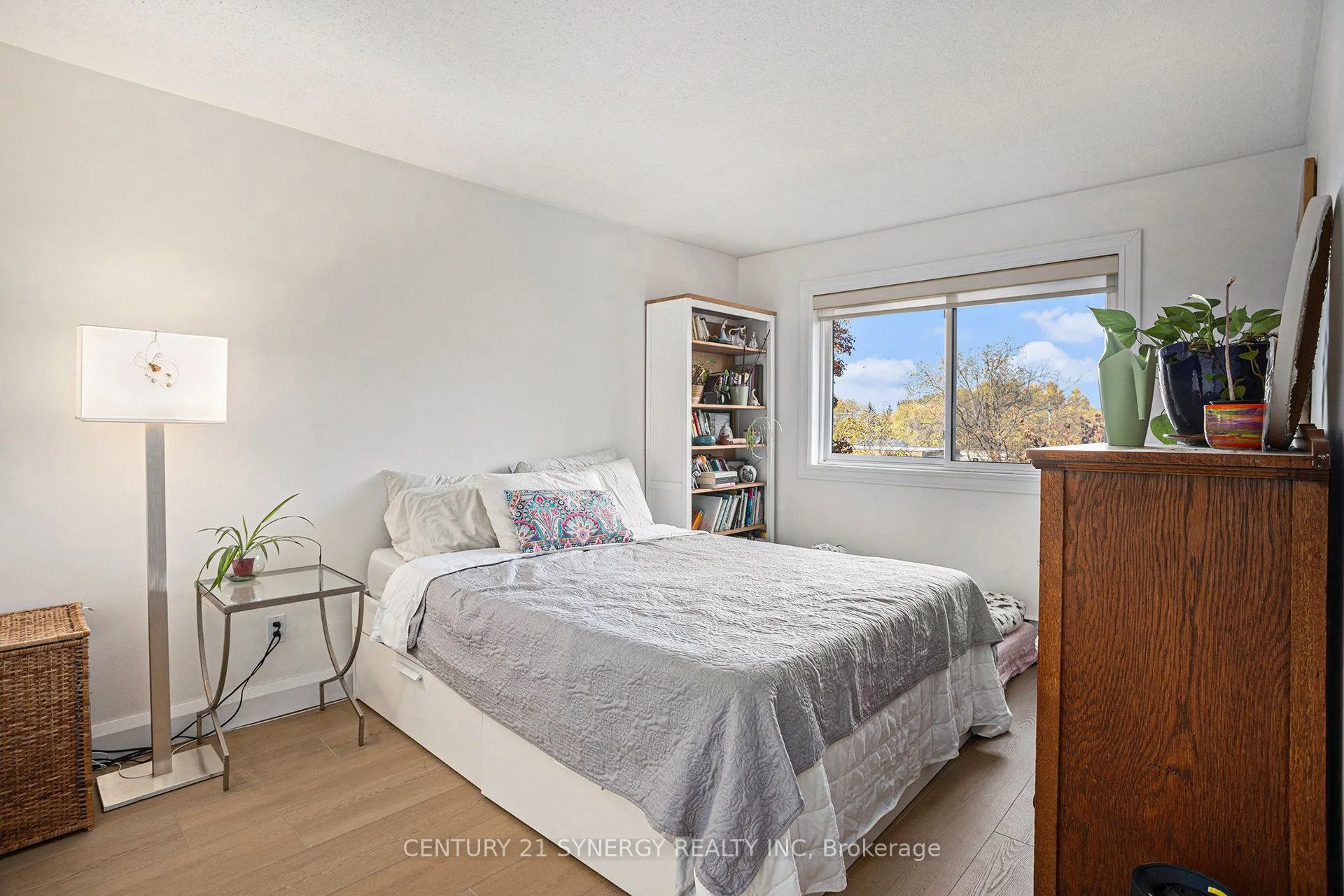 270 Brittany Drive, #204