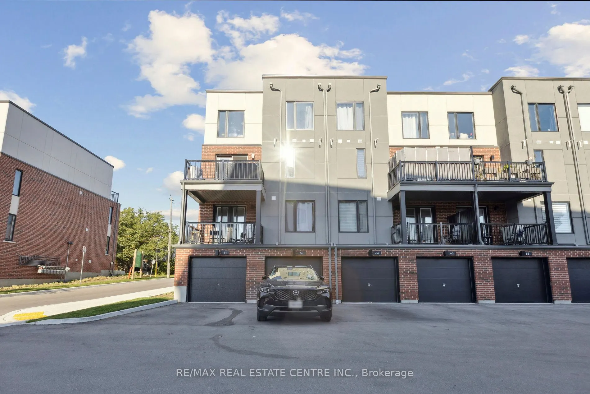 99 Roger Street, #62