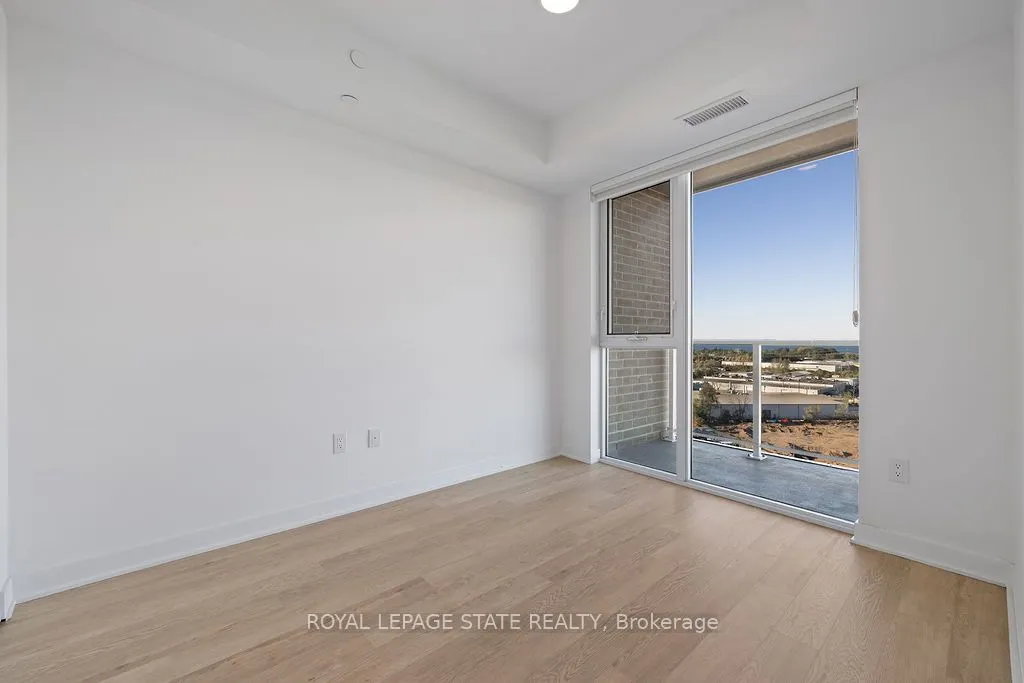 2782 Barton Street E, #1112