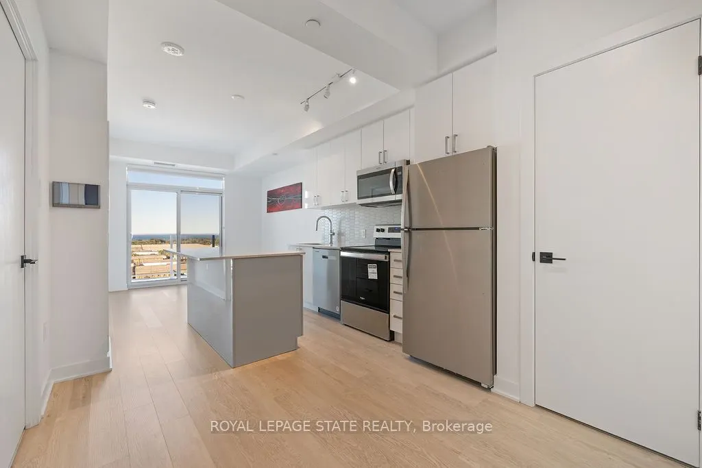 2782 Barton Street E, #1112