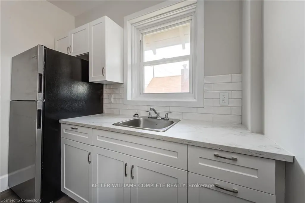 200 Park Avenue, #UPPER