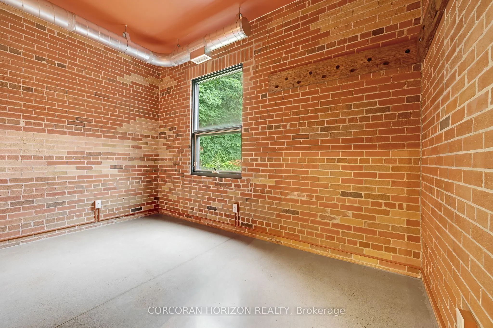 85 Spruce Street, #206