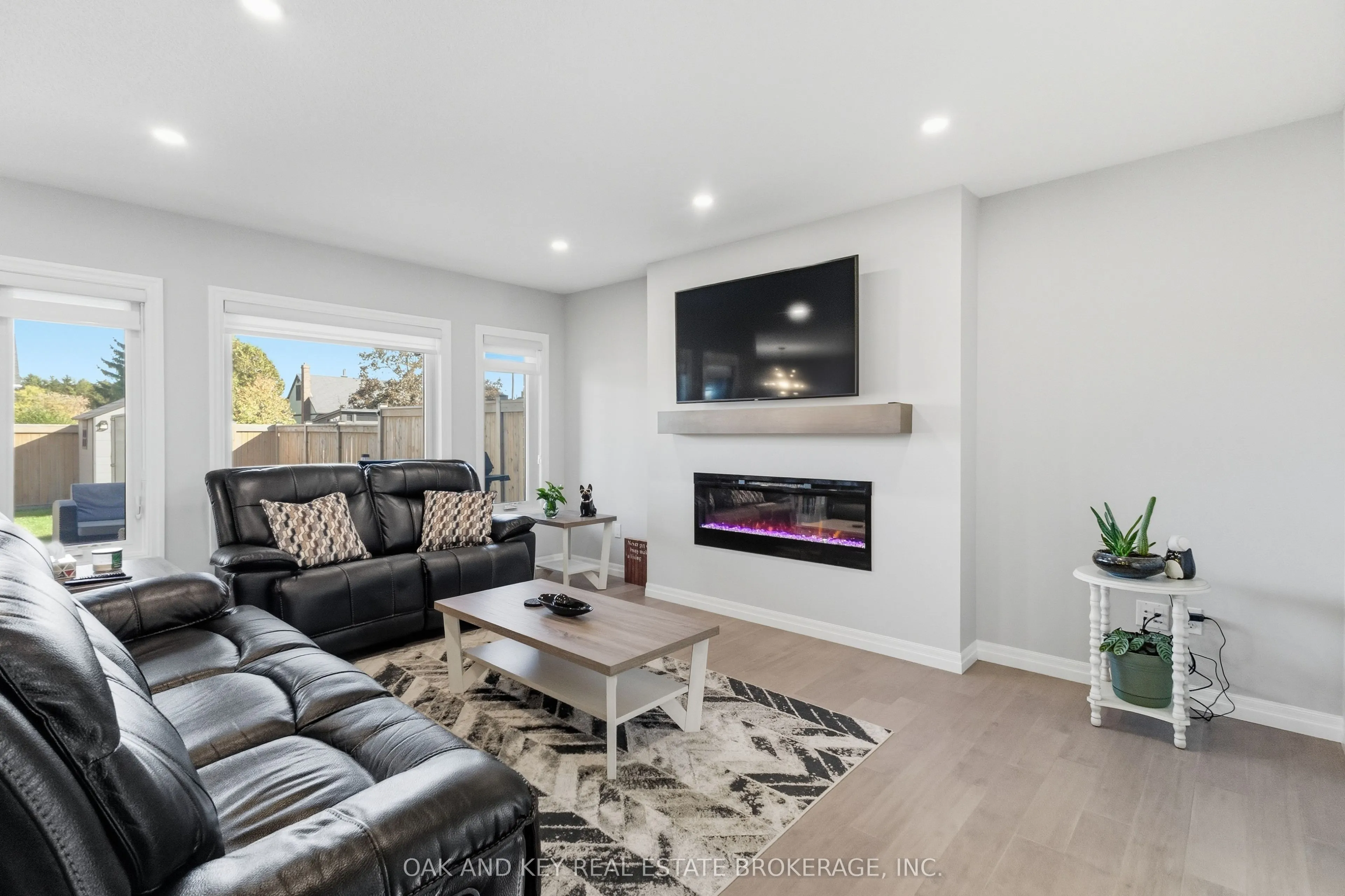 30 Harlequin Court