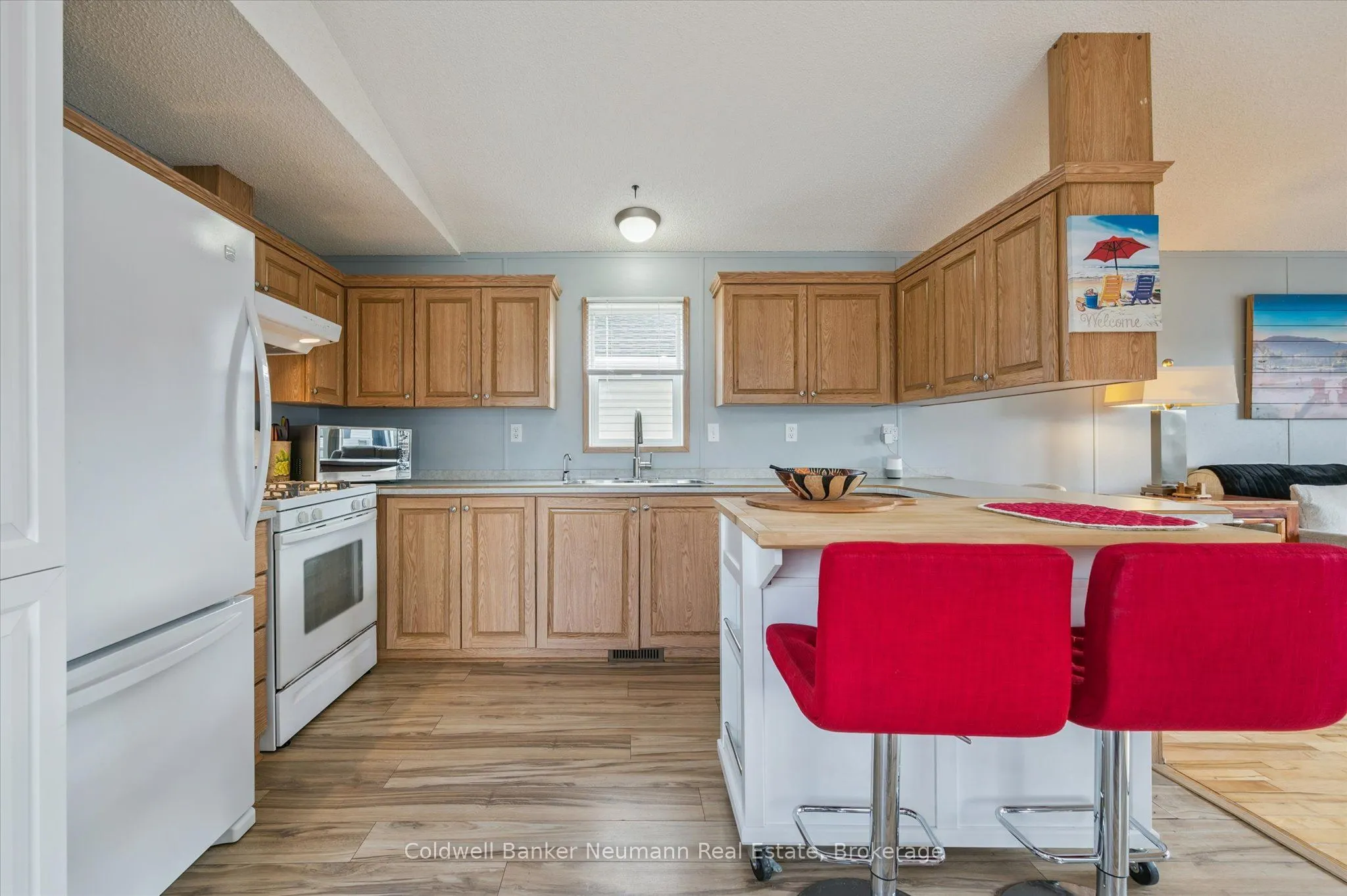 5 Walnut Way