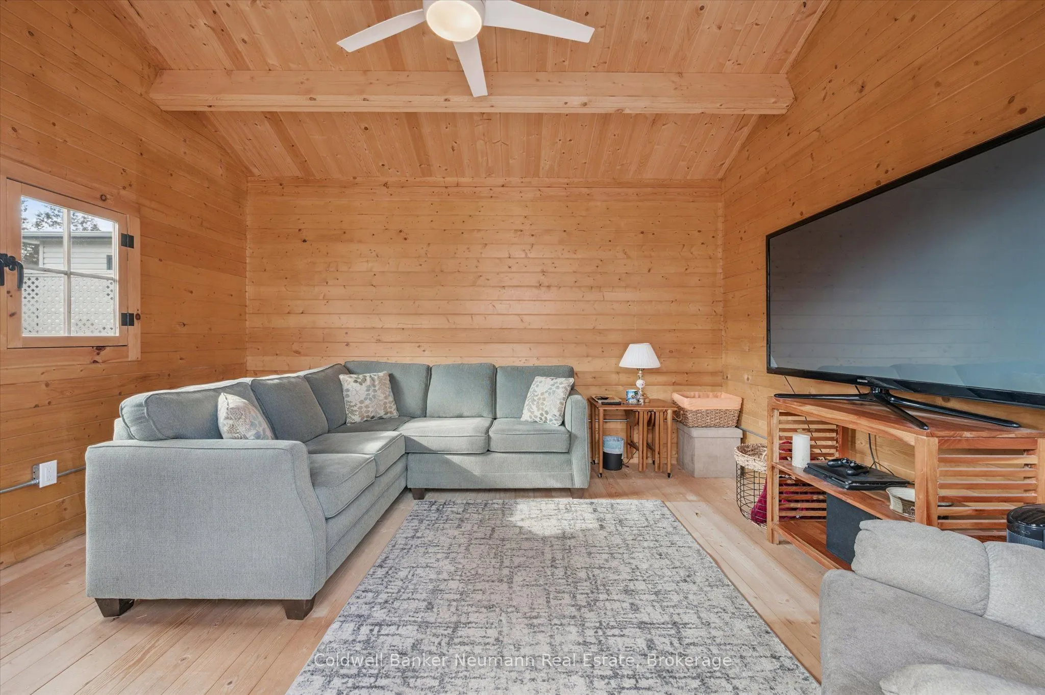 5 Walnut Way