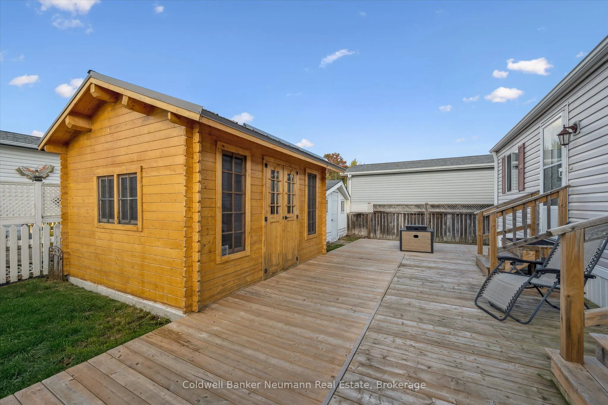 5 Walnut Way