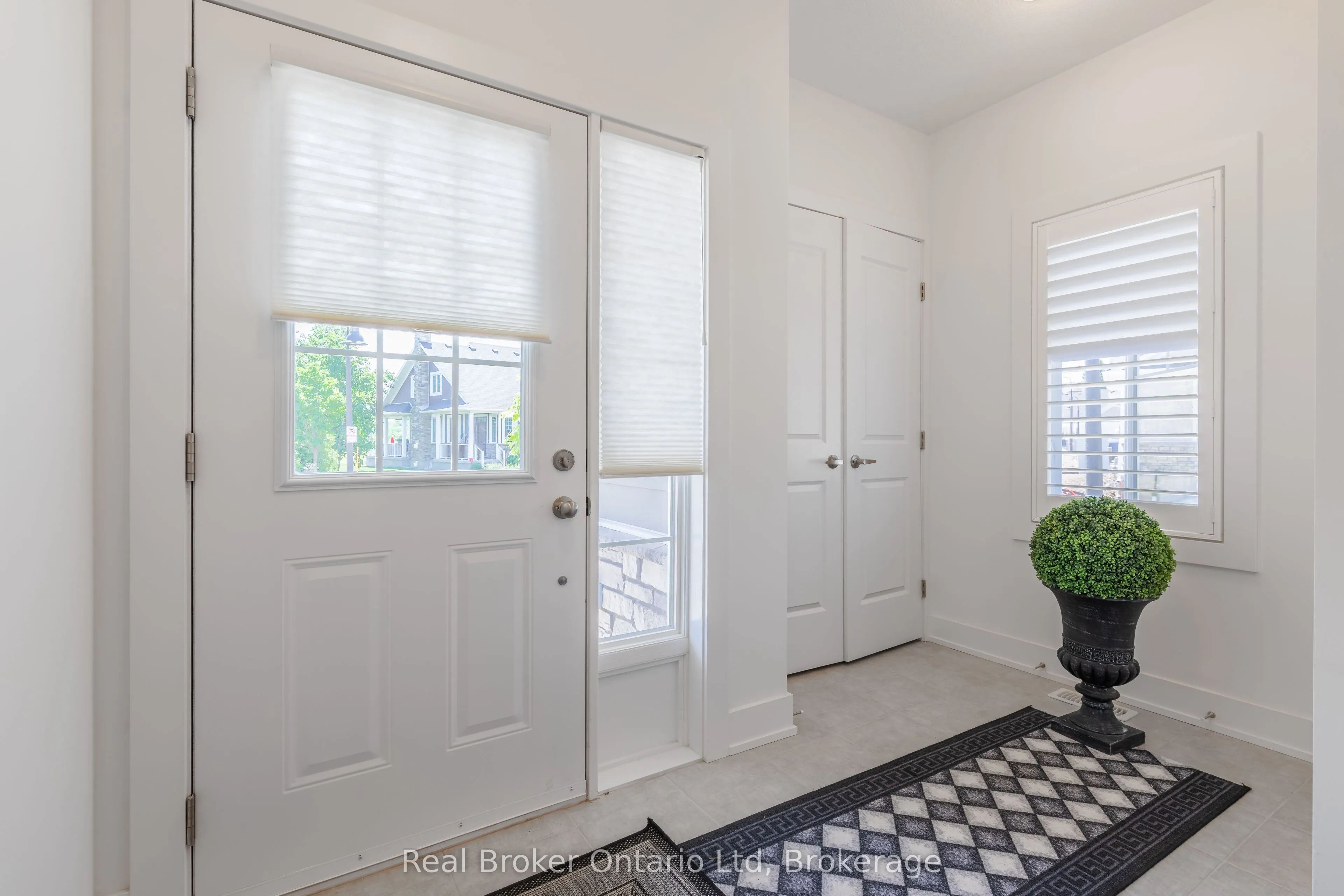 221 Ironwood Way, #18