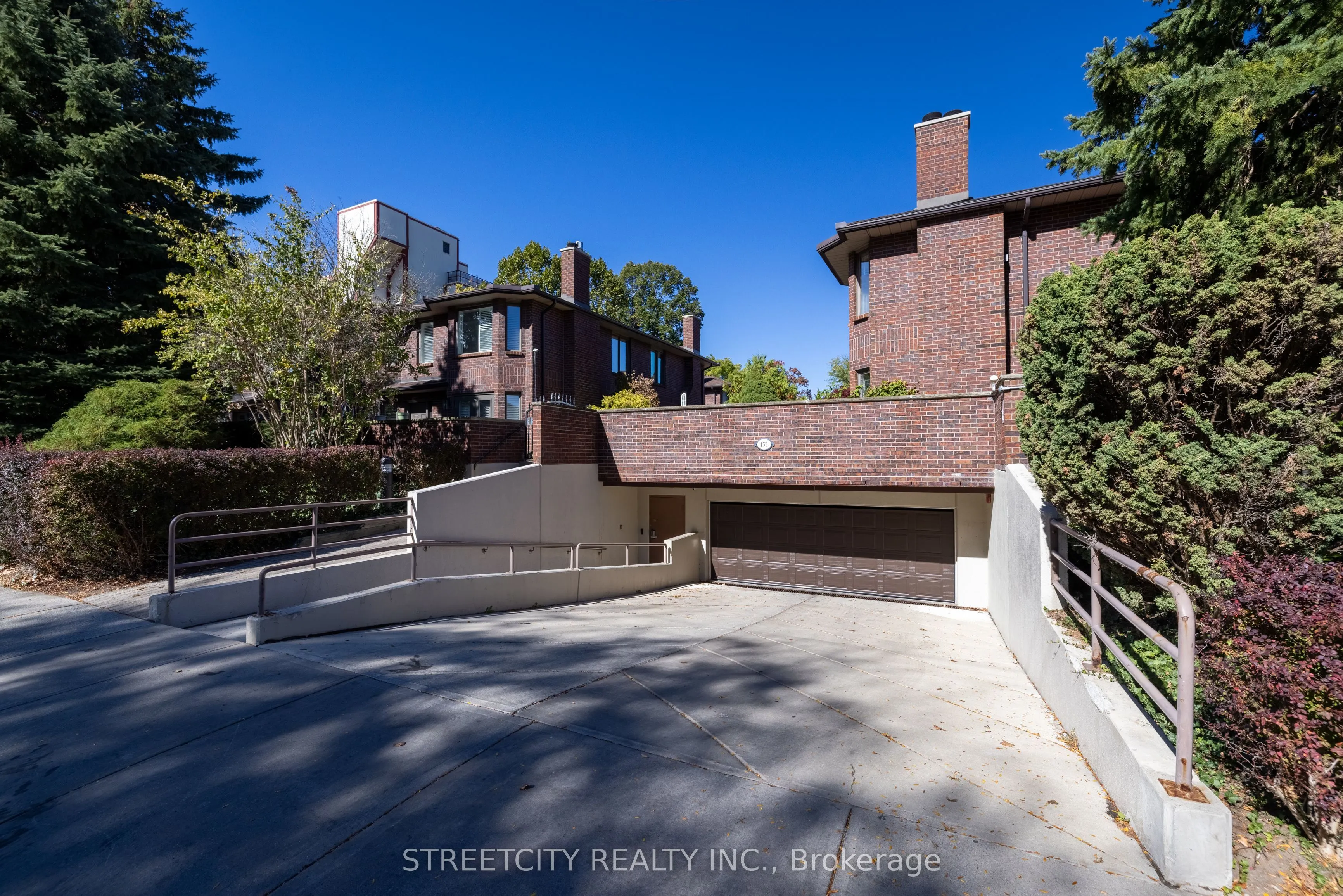 2-152 Albert Street, #2