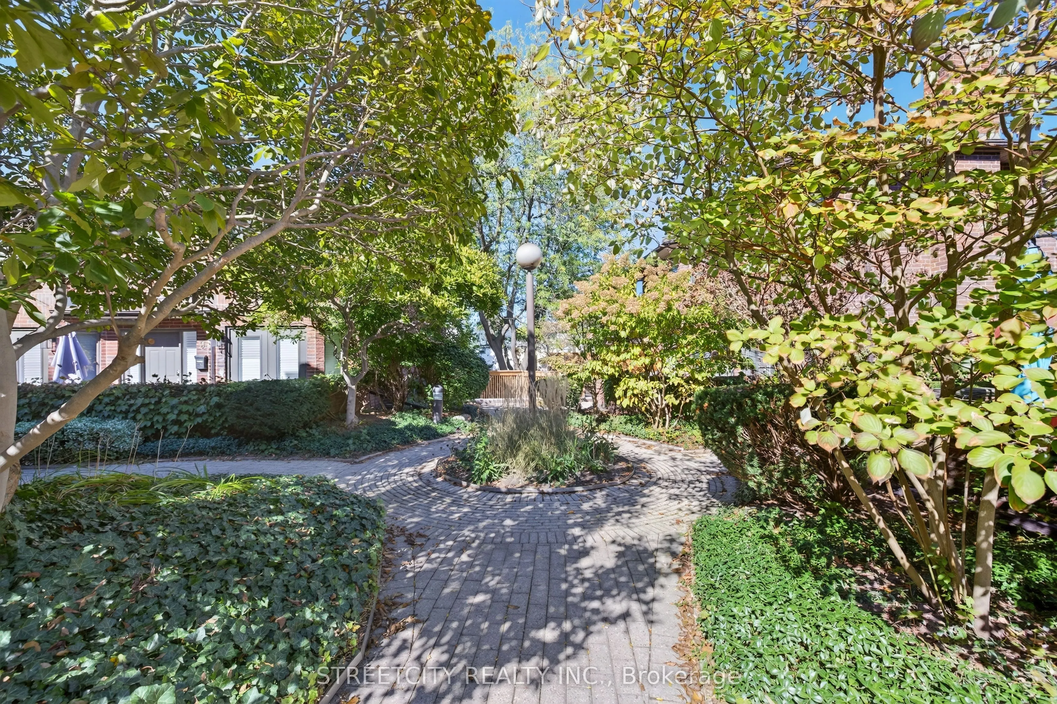 2-152 Albert Street, #2