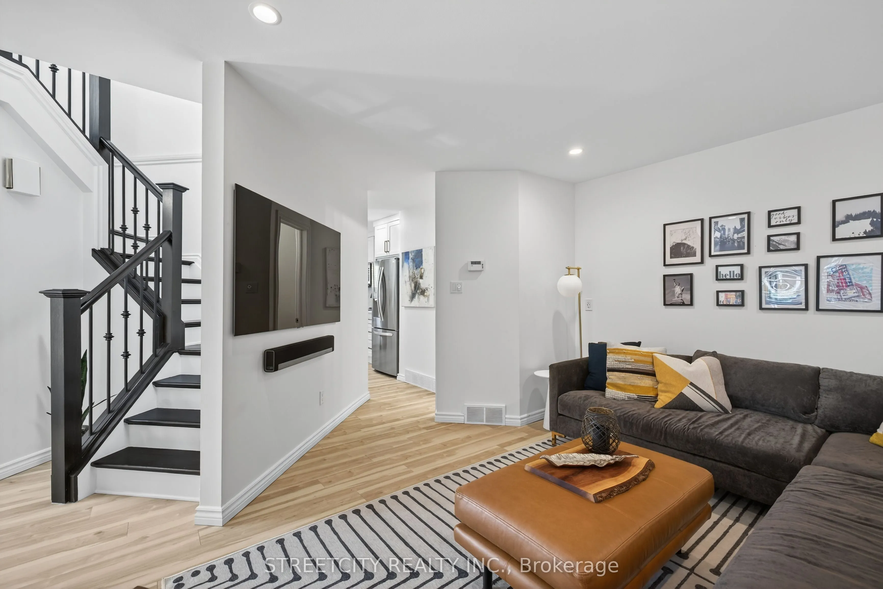 2-152 Albert Street, #2