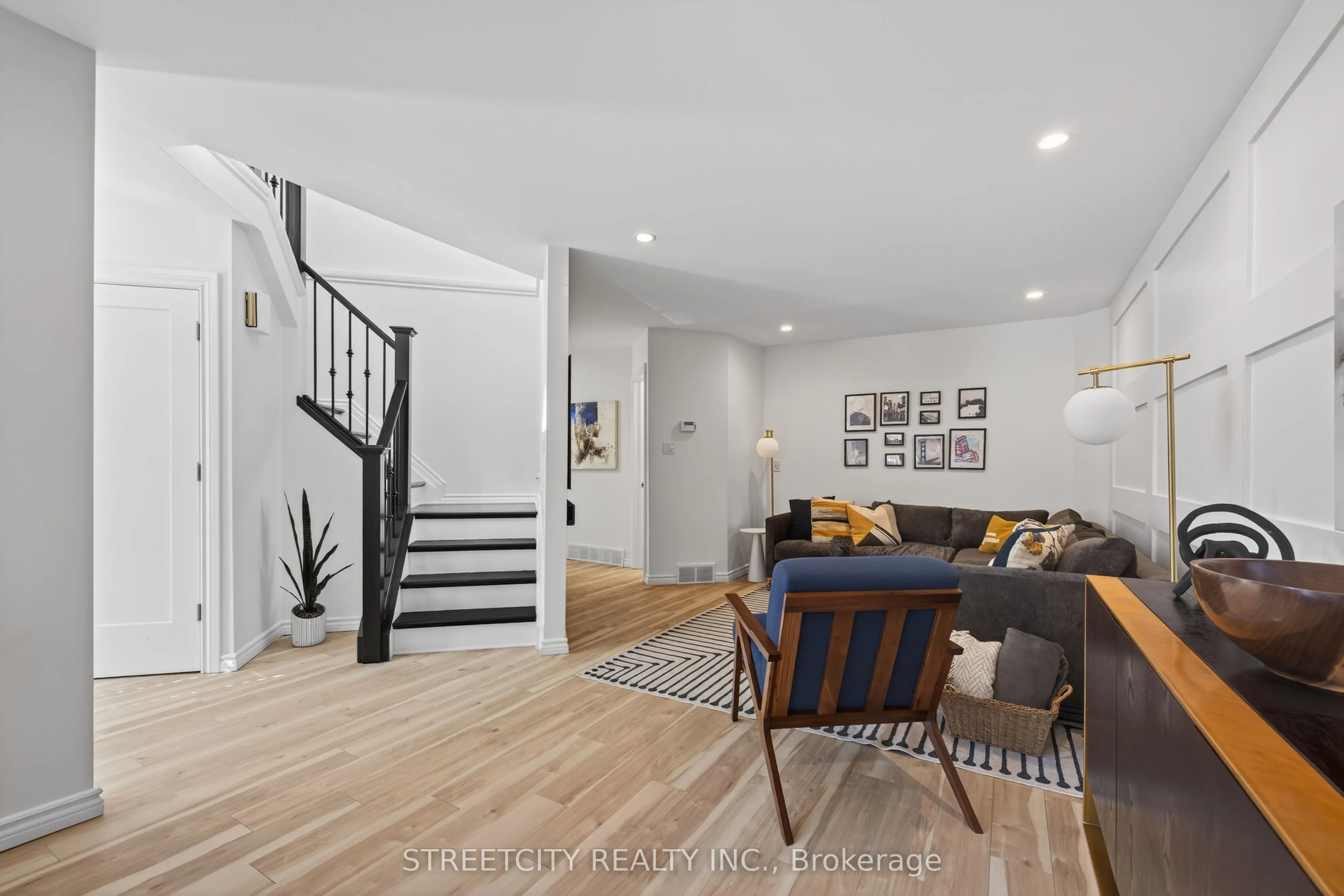 2-152 Albert Street, #2