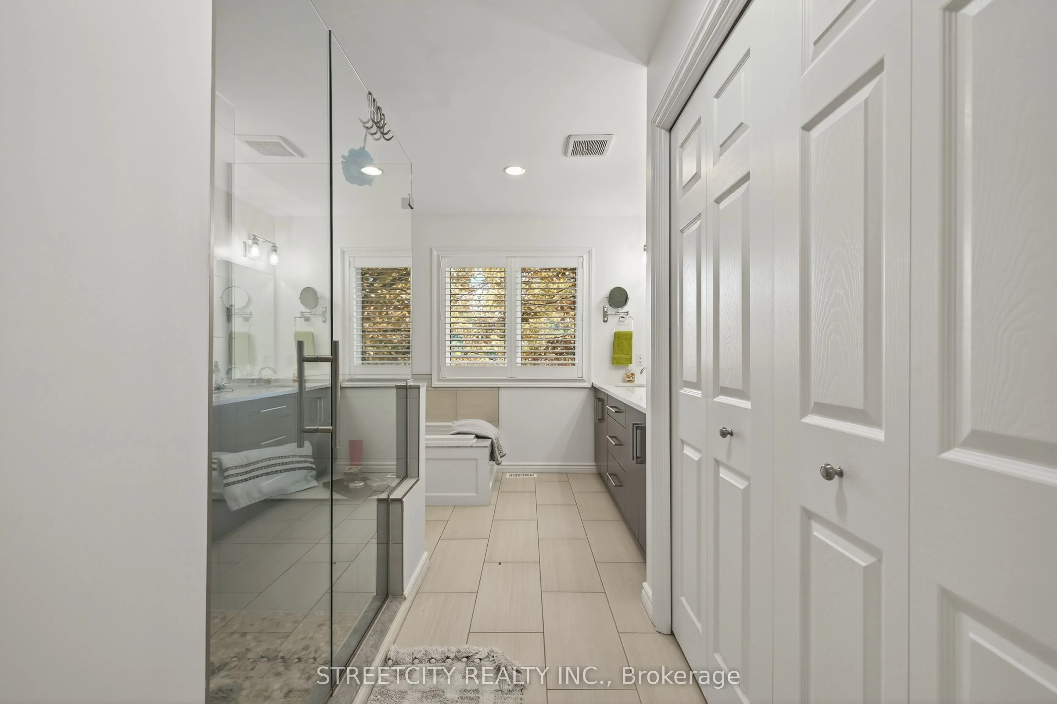 2-152 Albert Street, #2