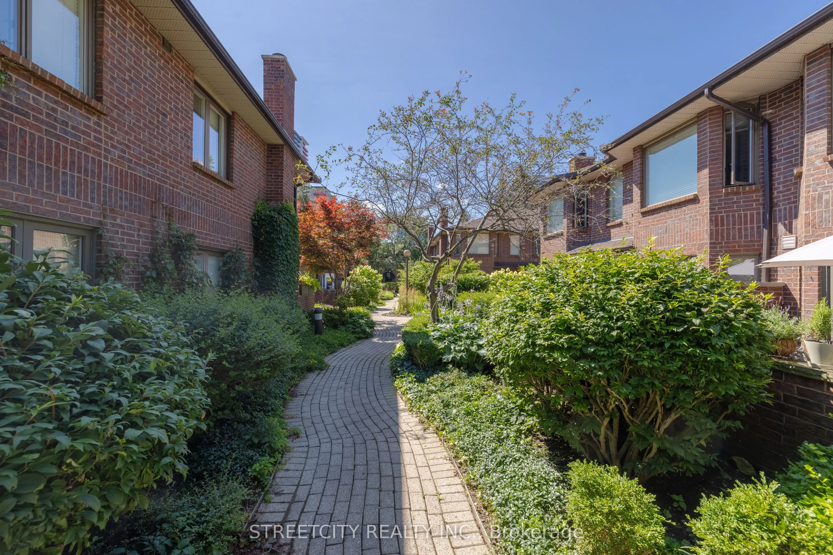 2-152 Albert Street, #2