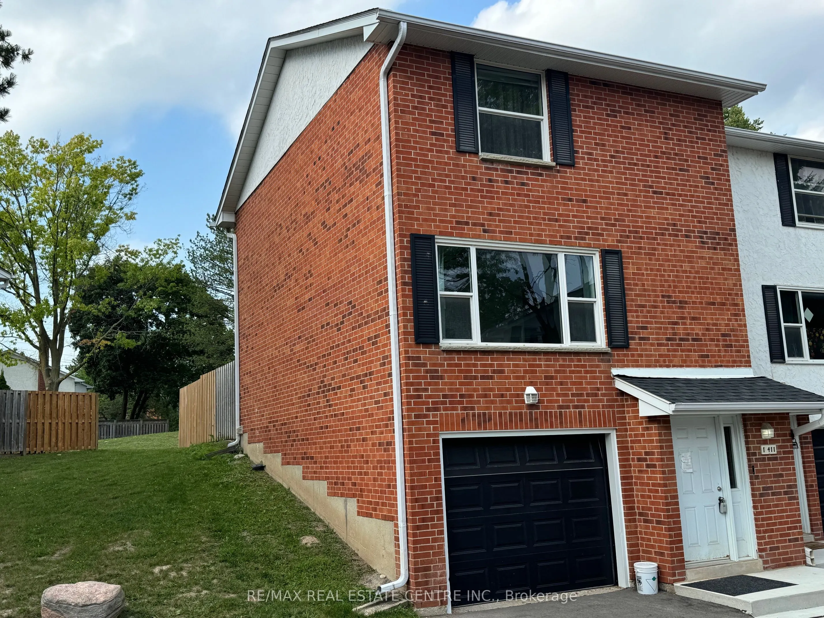 411 Keats Way, #1