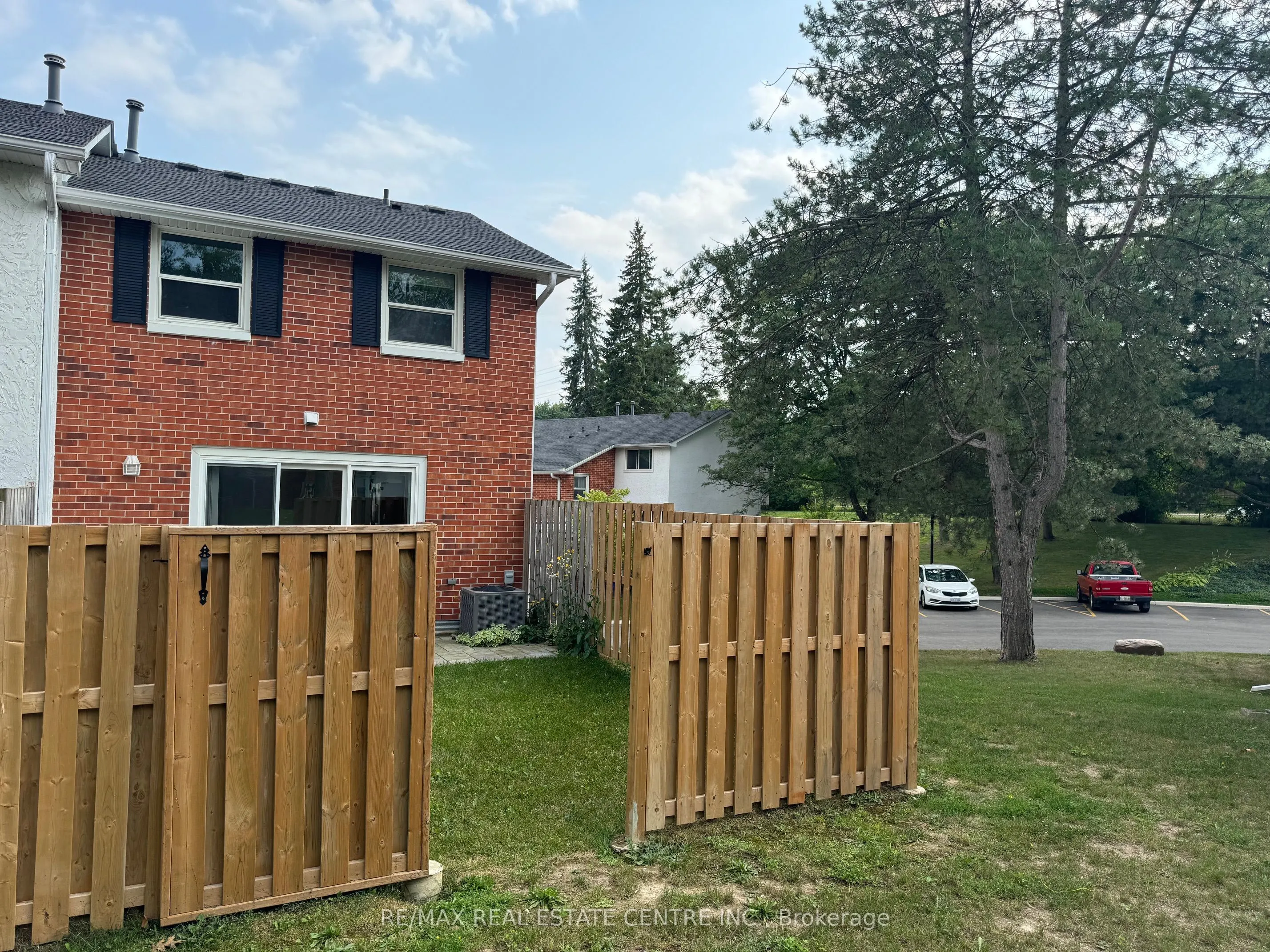 411 Keats Way, #1