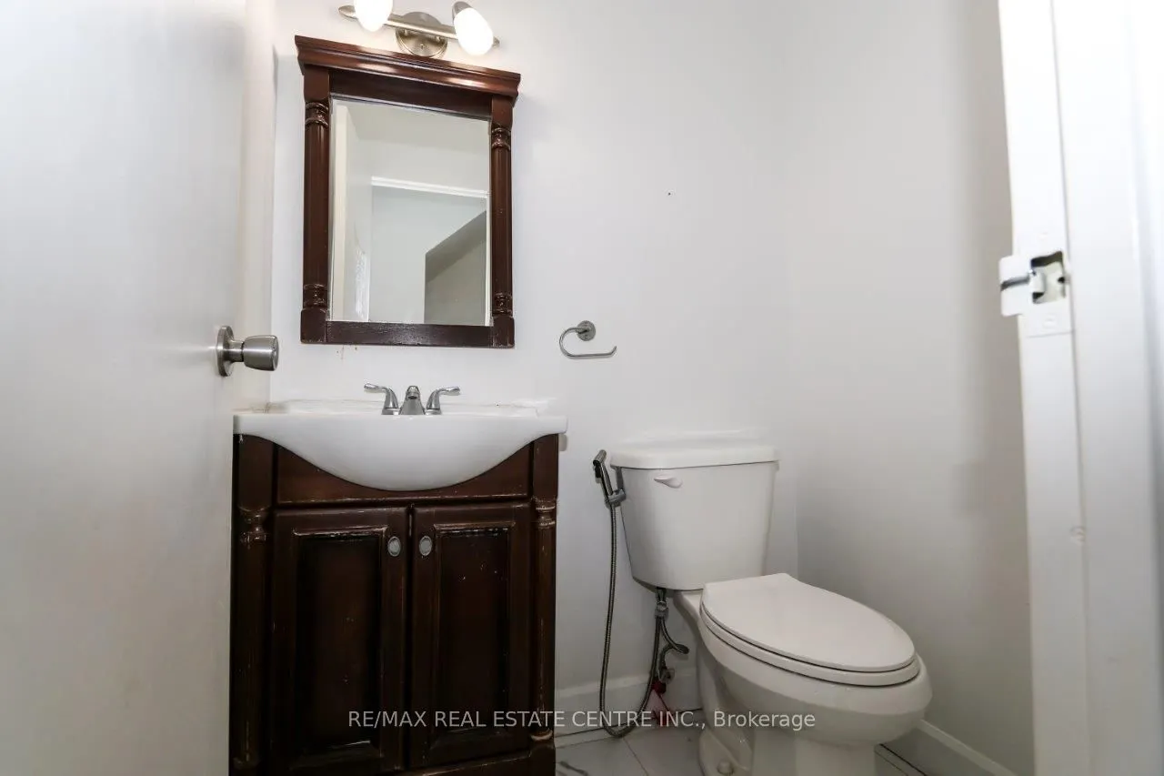 411 Keats Way, #1