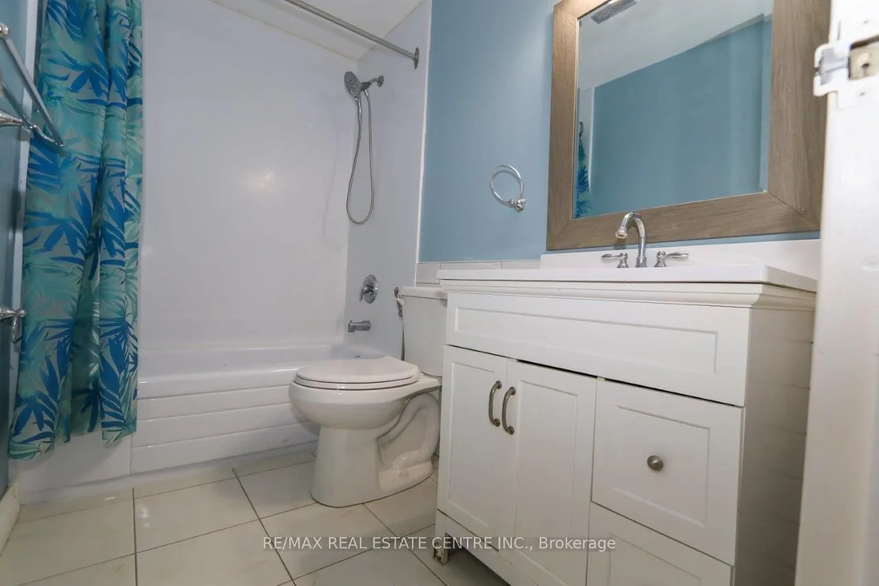 411 Keats Way, #1