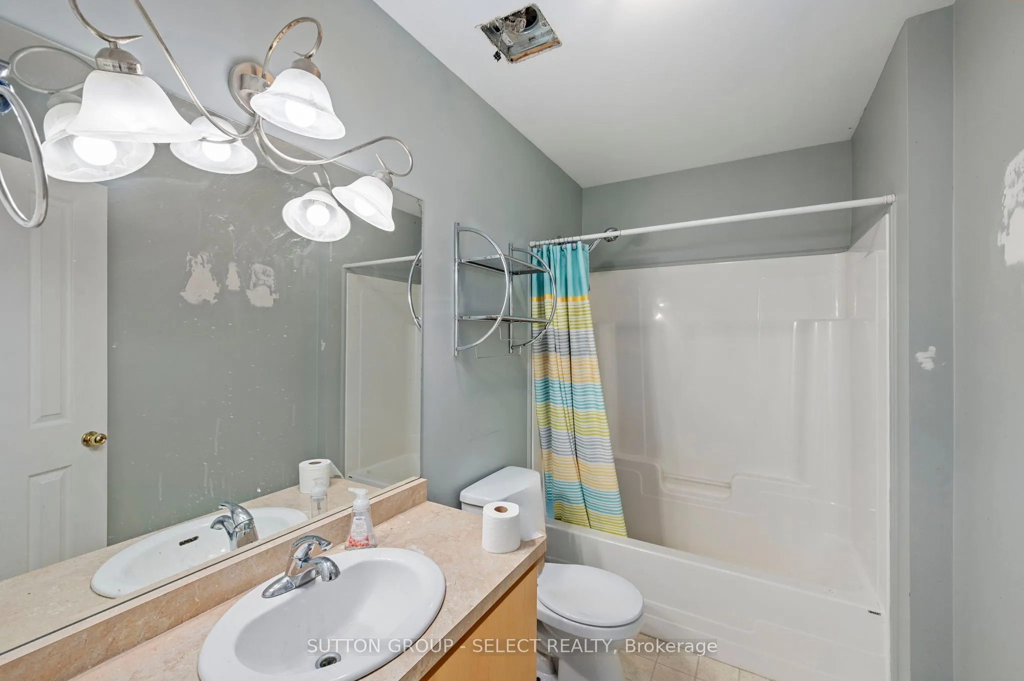 115 BRIDLE Path
