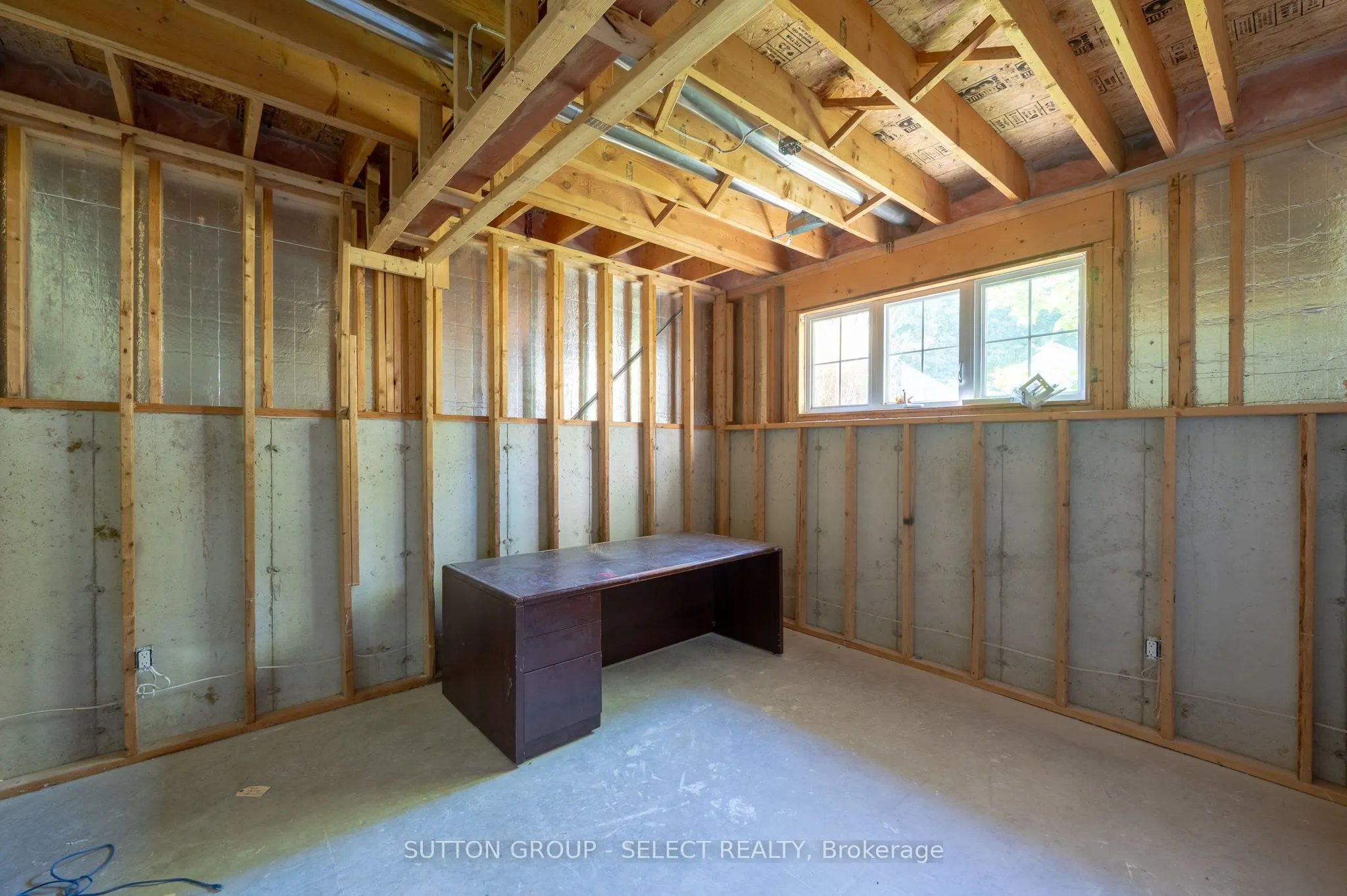 115 BRIDLE Path