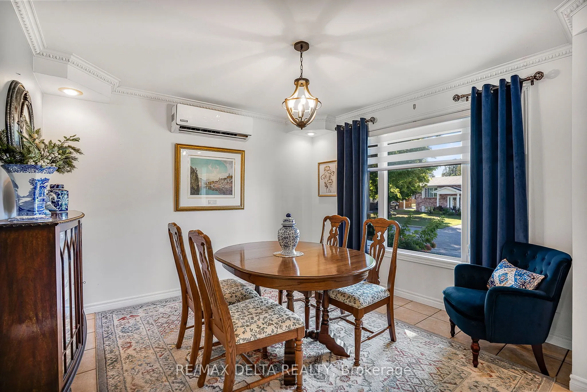 65 Bernard Crescent
