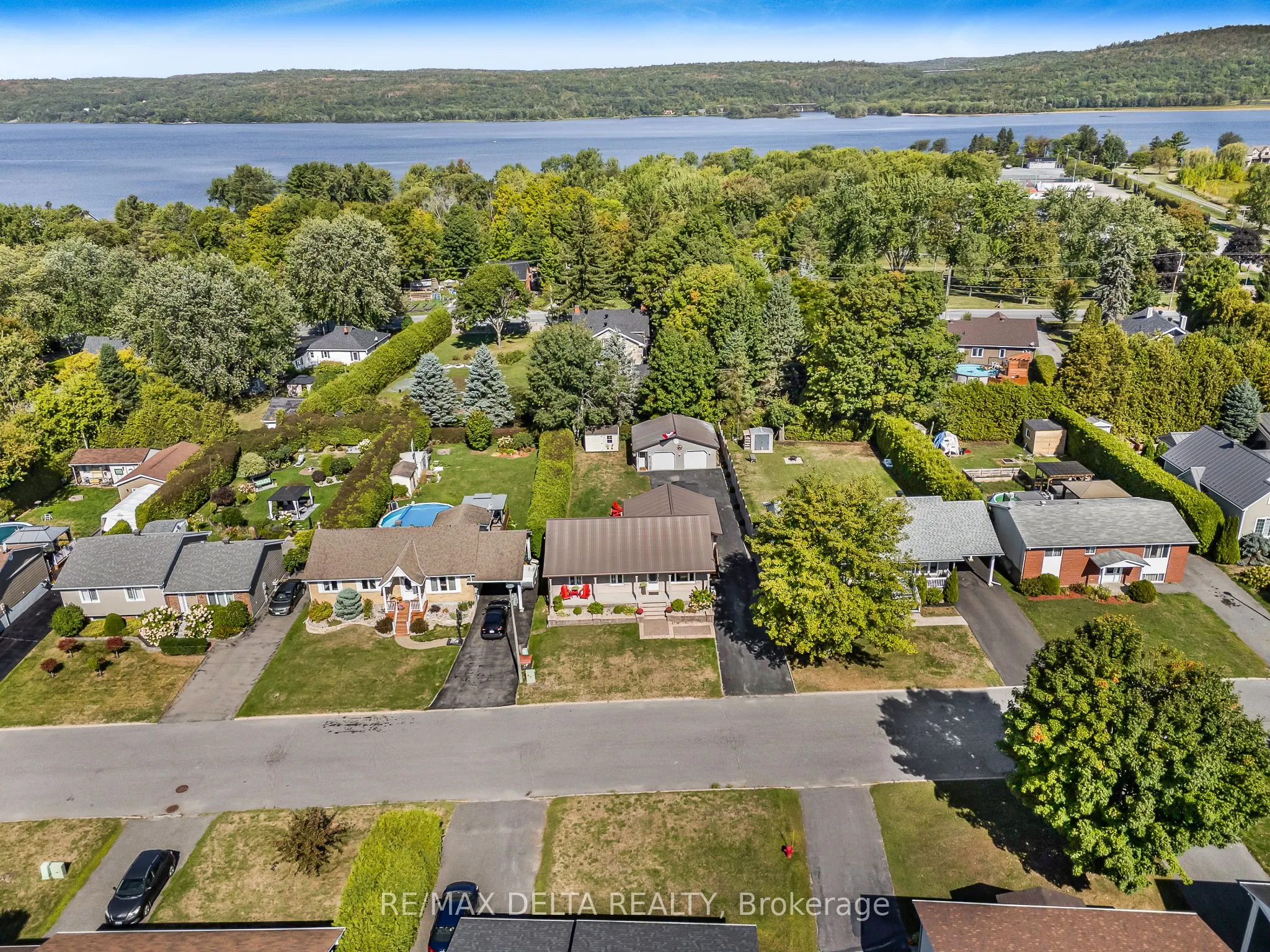 65 Bernard Crescent