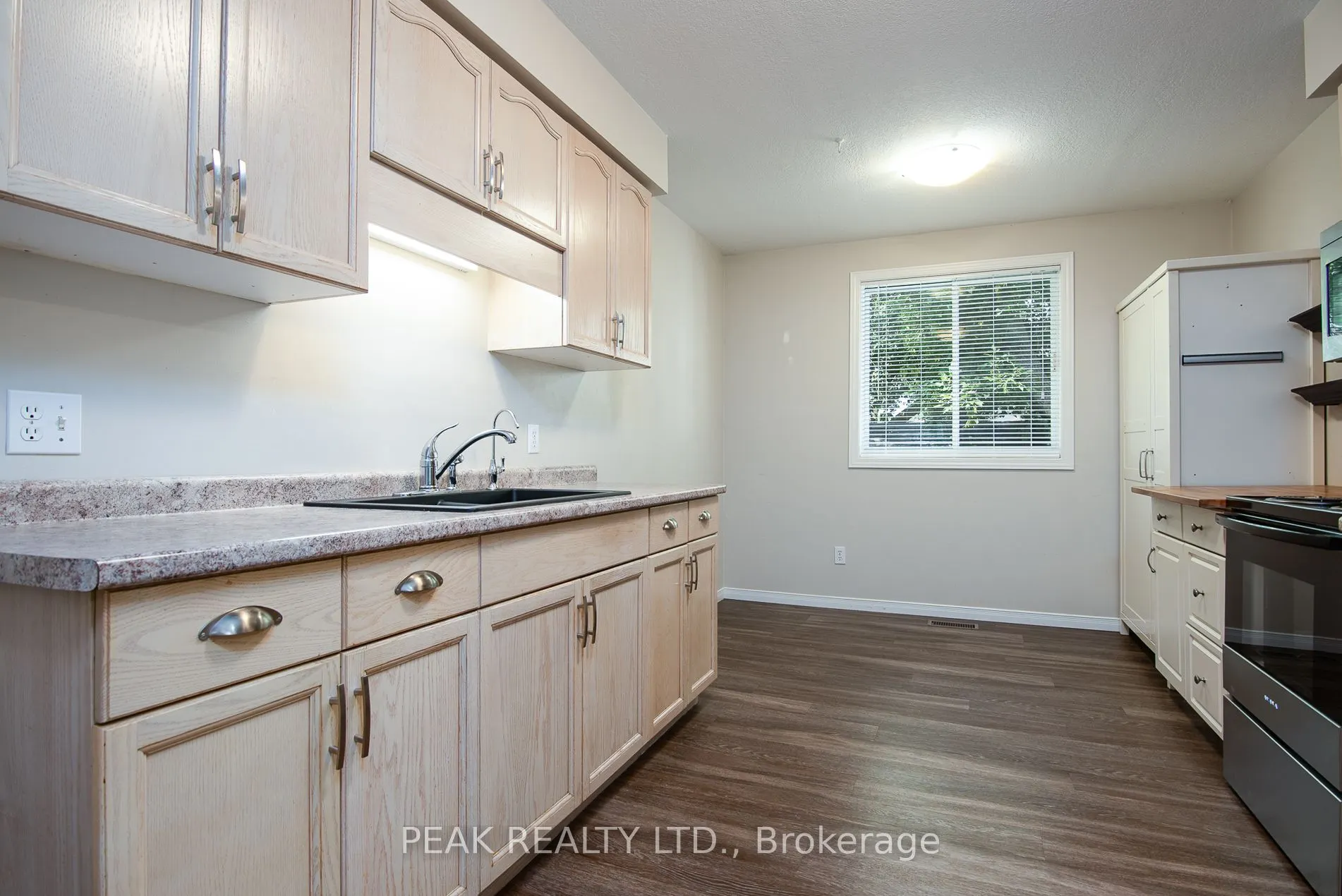 9 Macville Avenue, #A & B