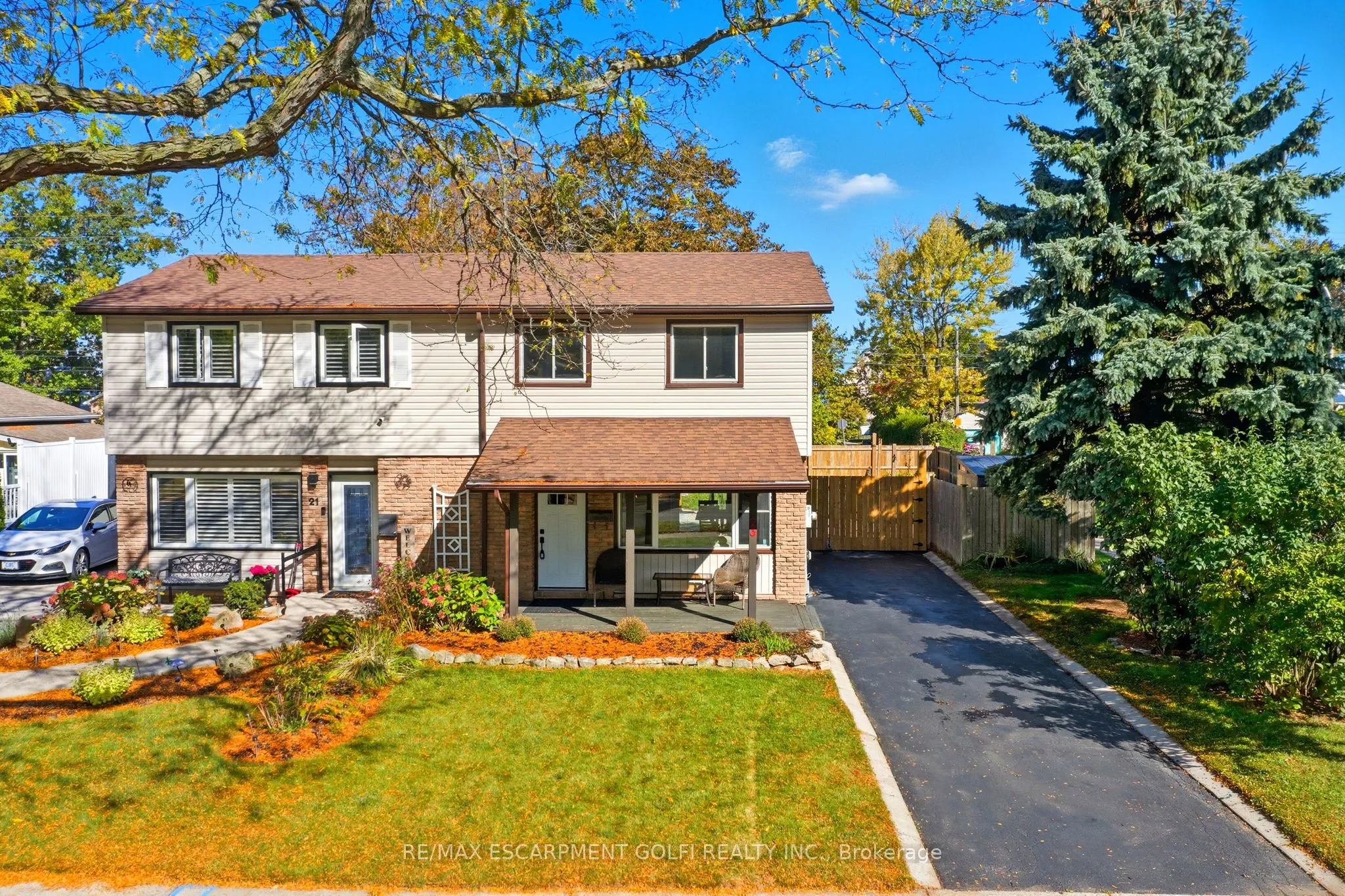 23 Glengrove Avenue