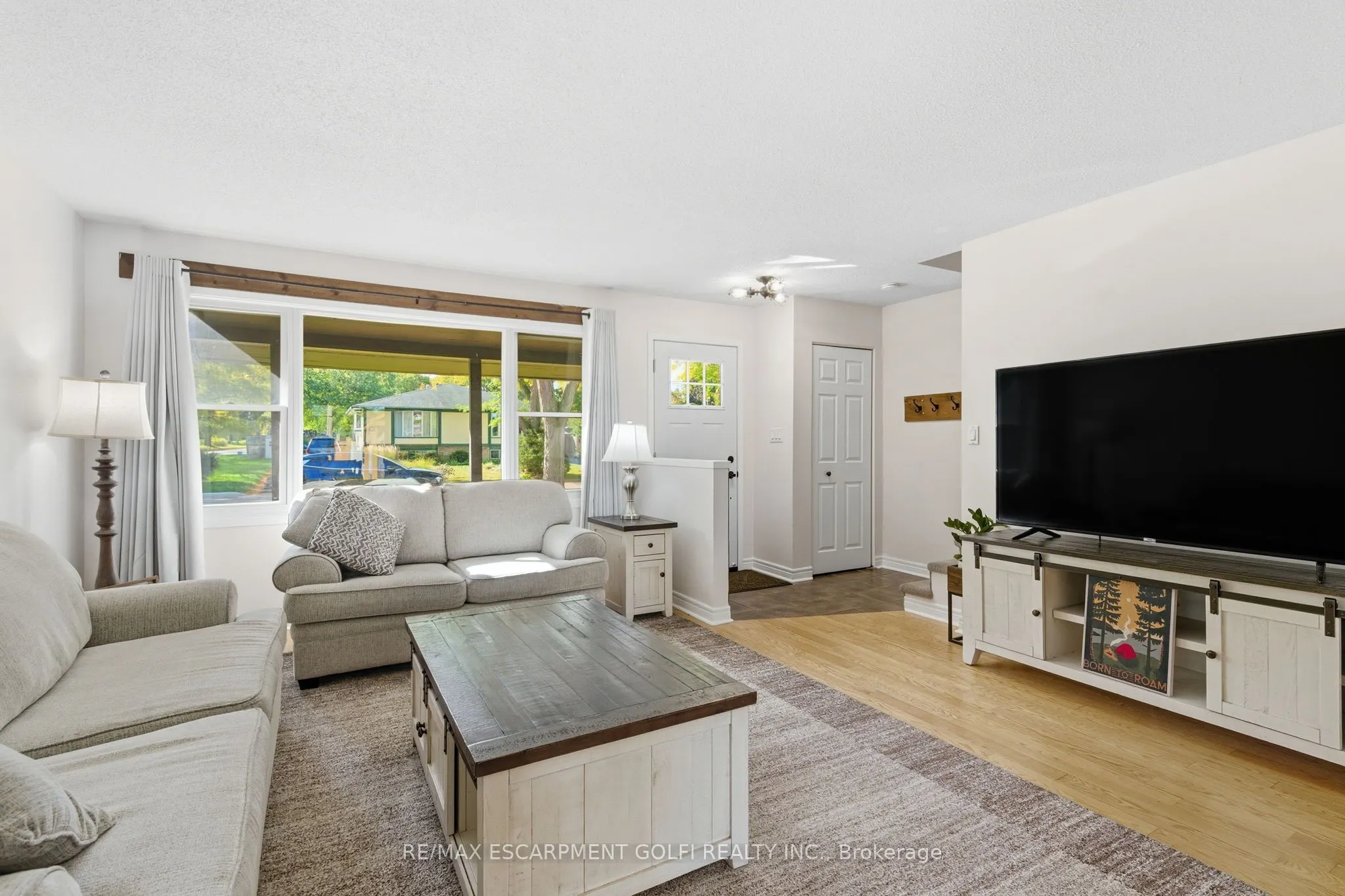 23 Glengrove Avenue