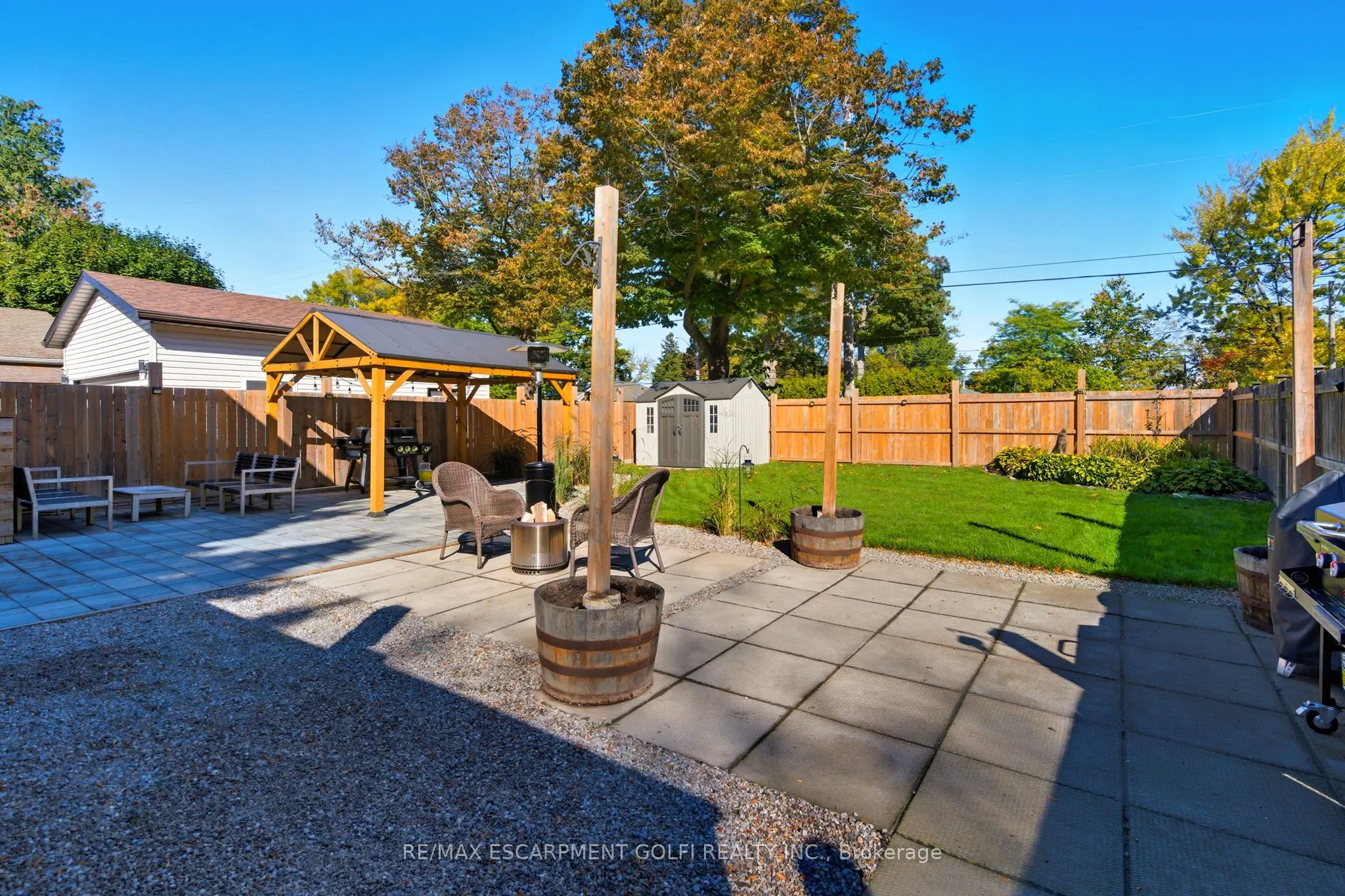 23 Glengrove Avenue