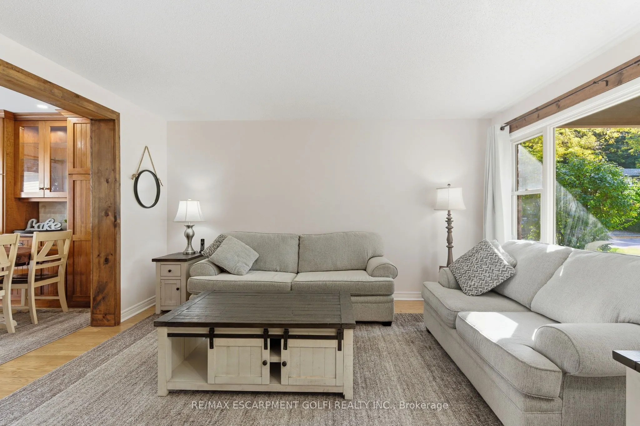 23 Glengrove Avenue