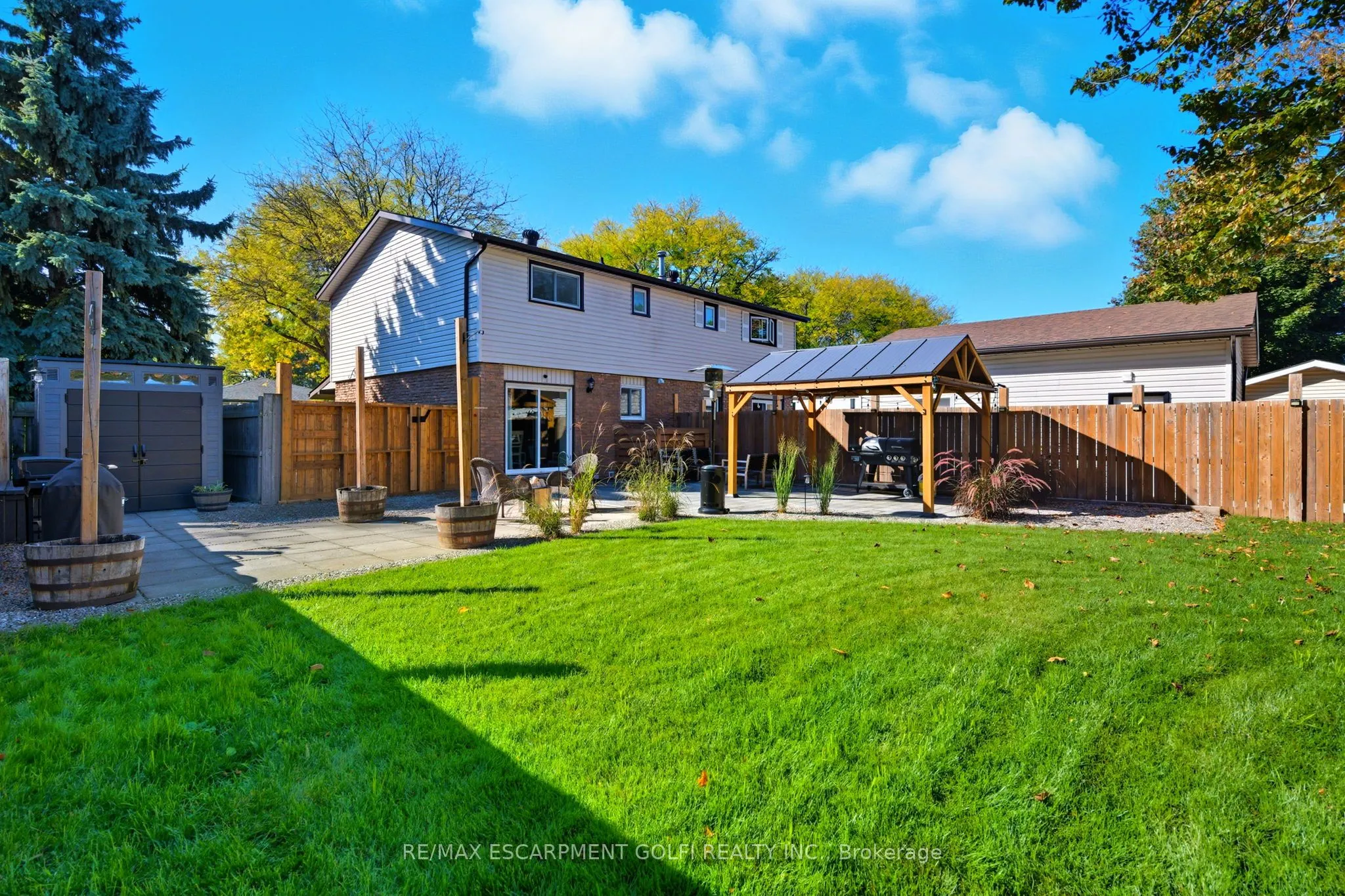 23 Glengrove Avenue