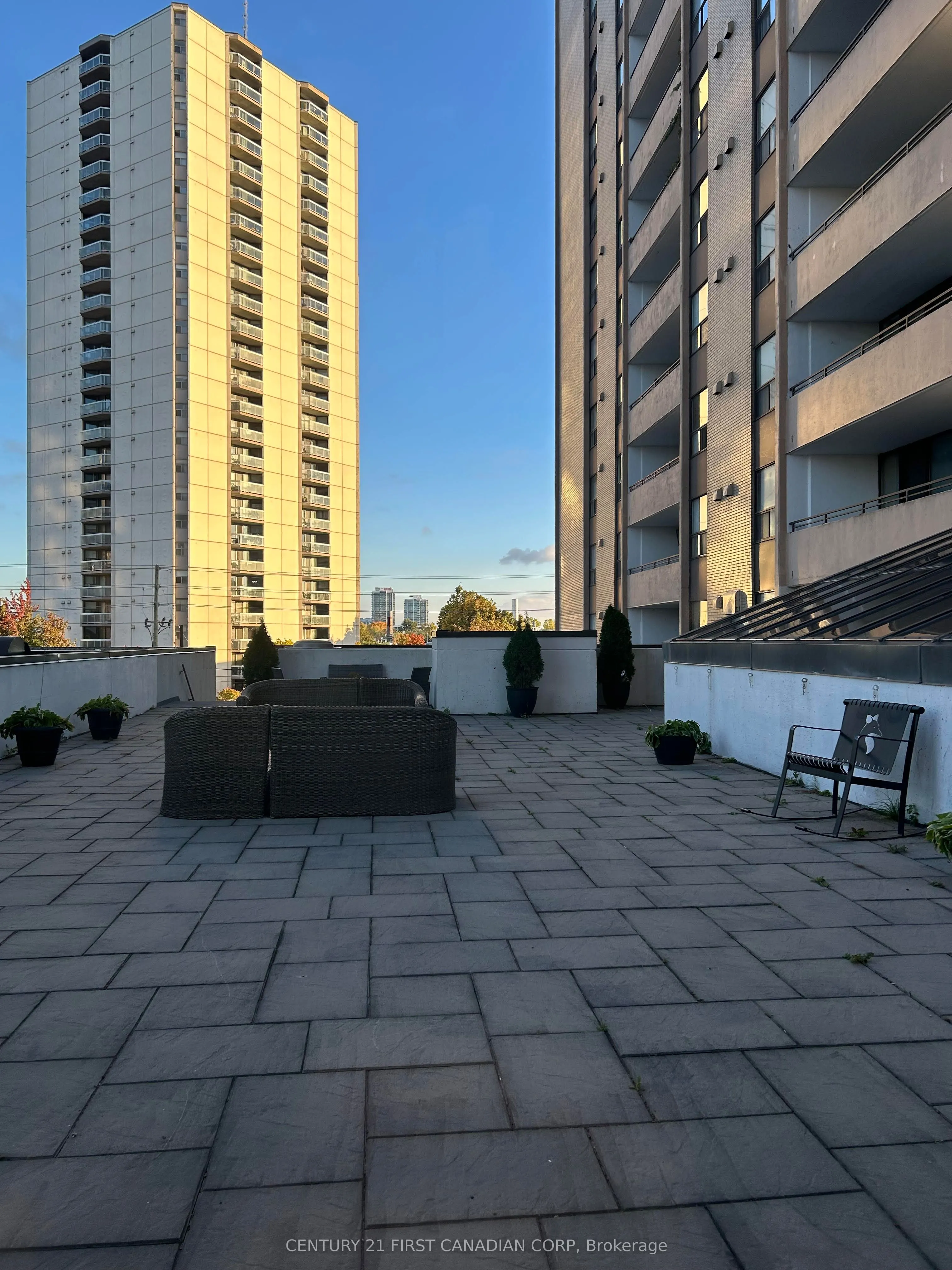 379 Dundas Street, #212