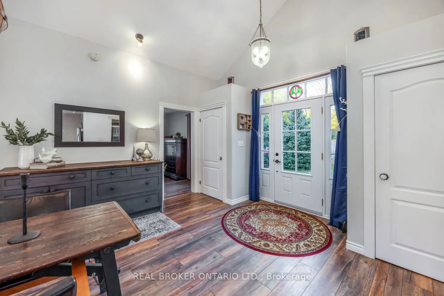 201 Richardson Road