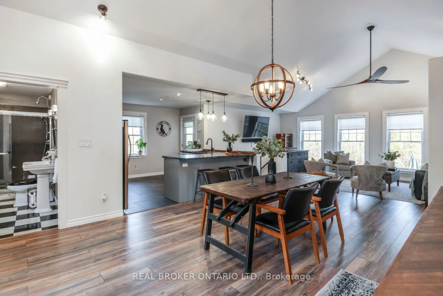 201 Richardson Road